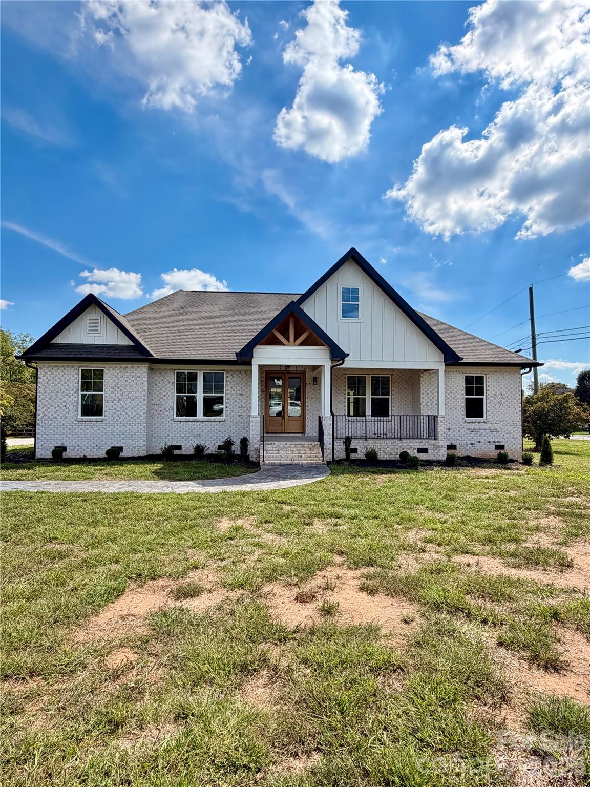 122 Manteo Road Property Photo 1