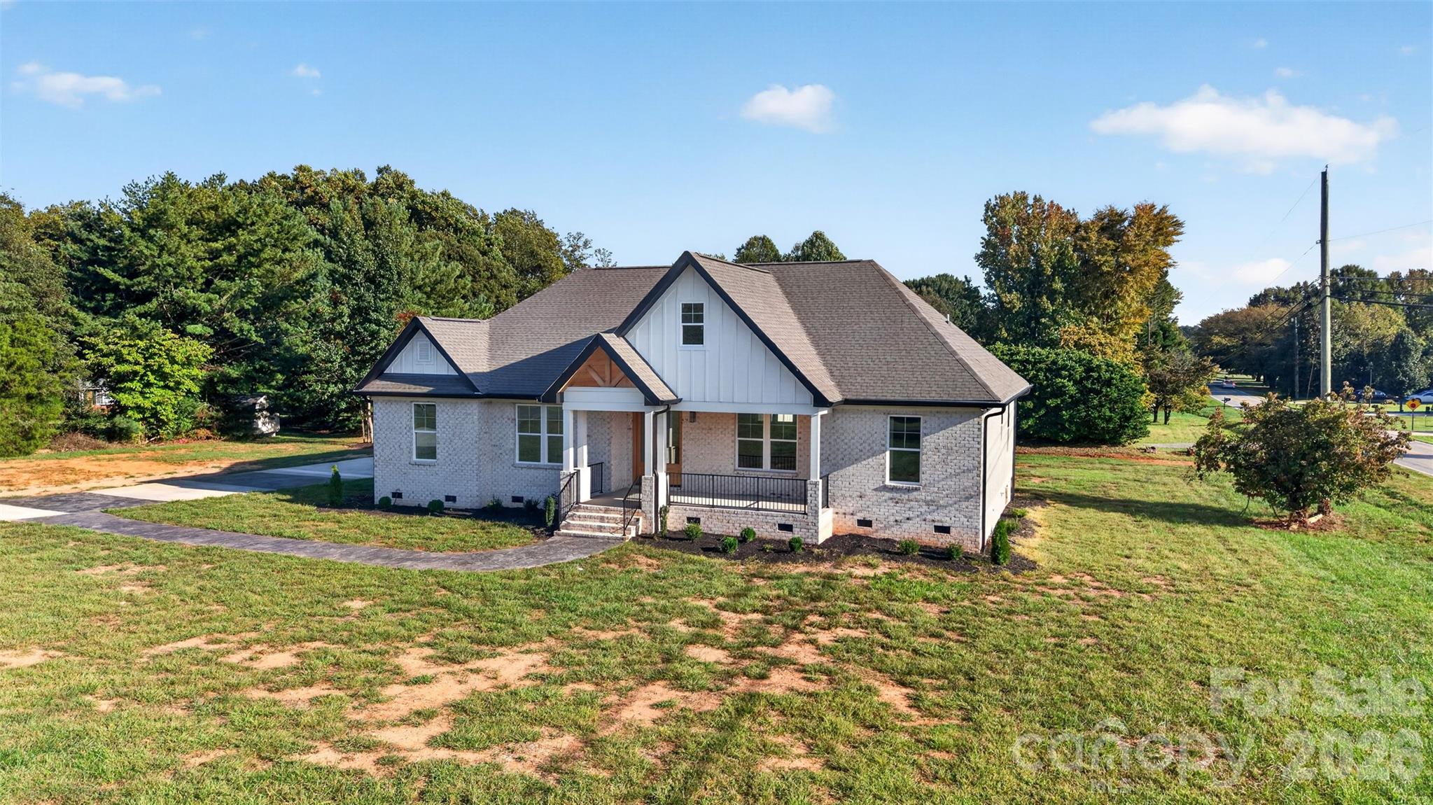 122 Manteo Road Property Photo 2