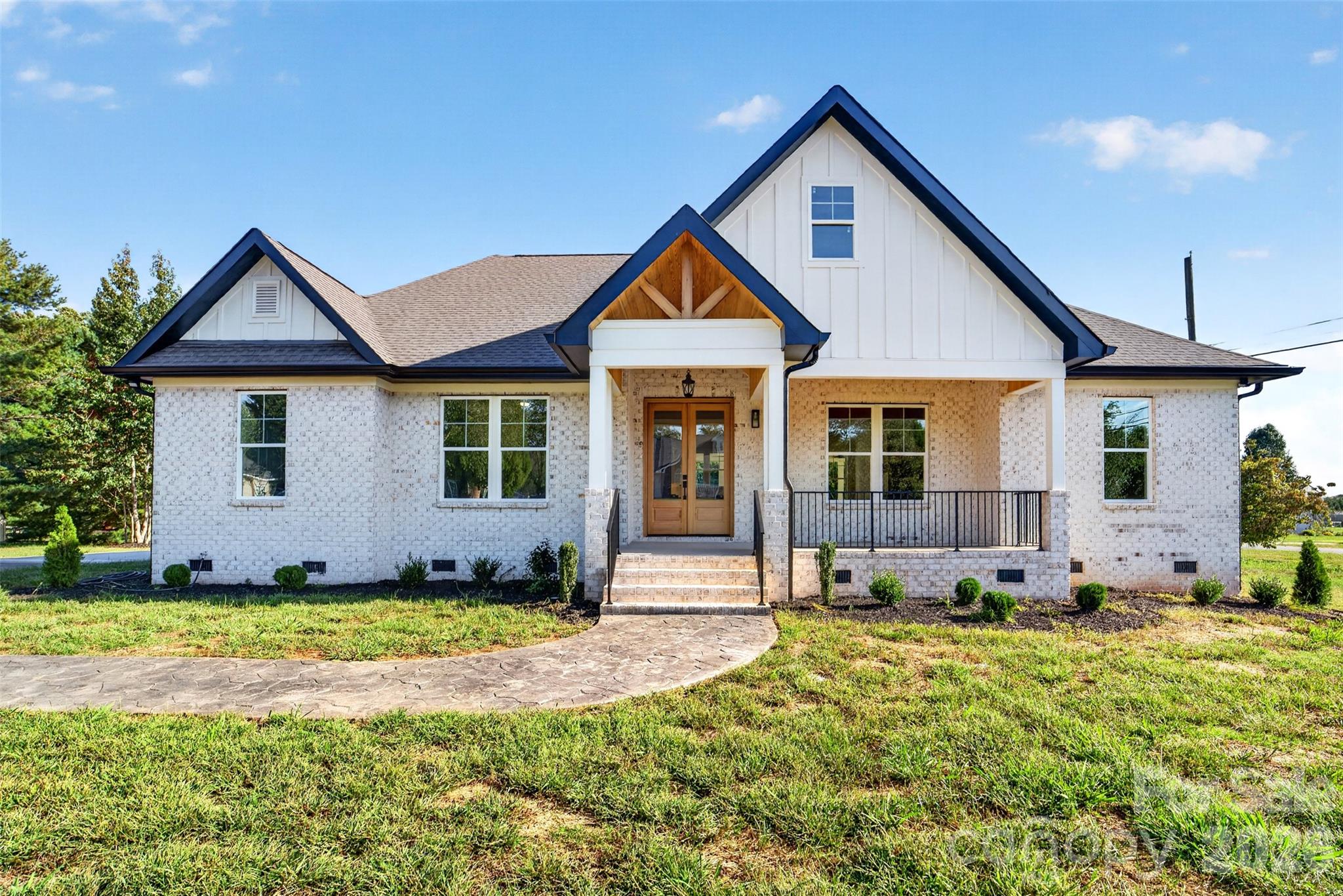 122 Manteo Road Property Photo 3