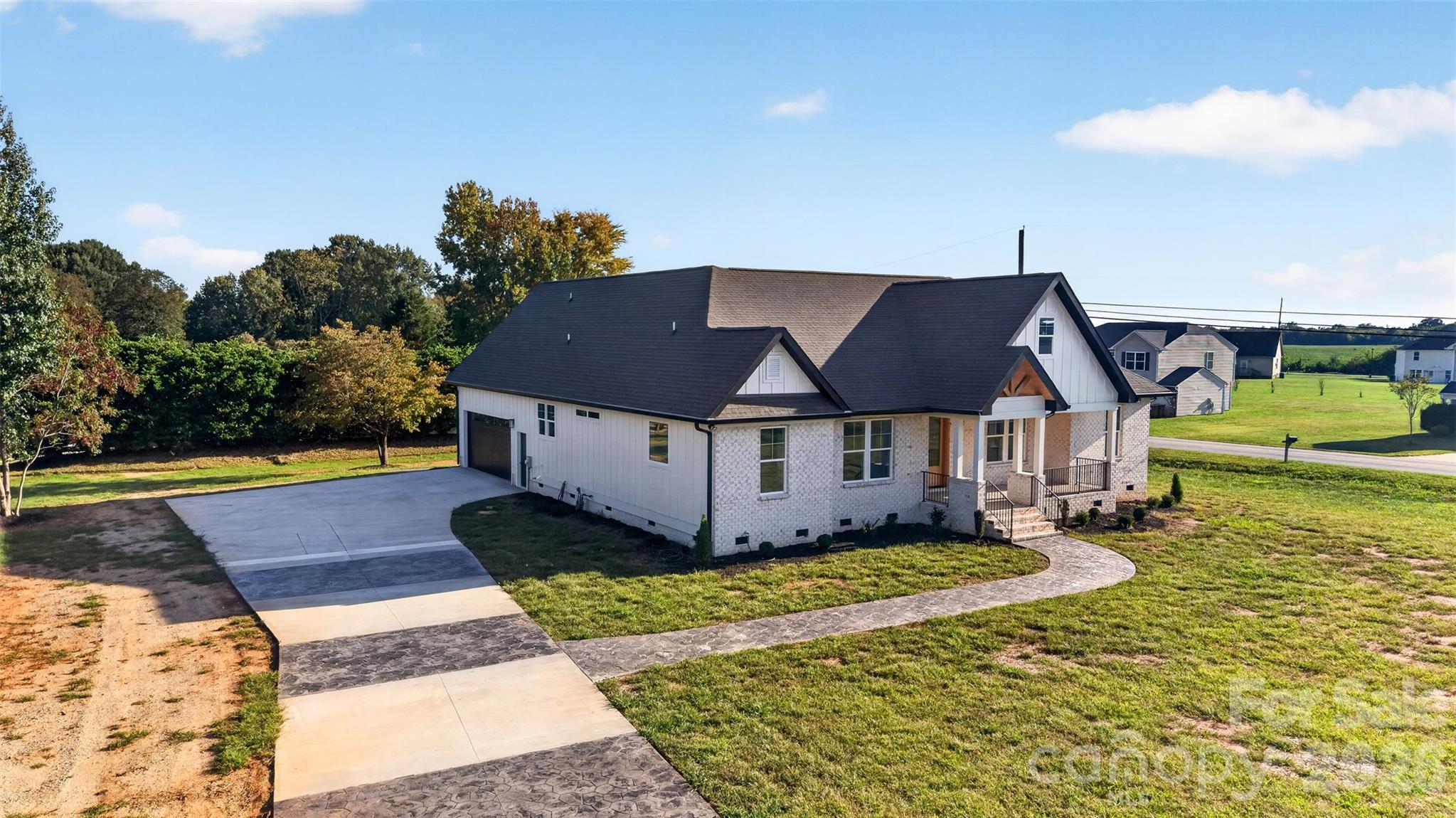 122 Manteo Road Property Photo 4
