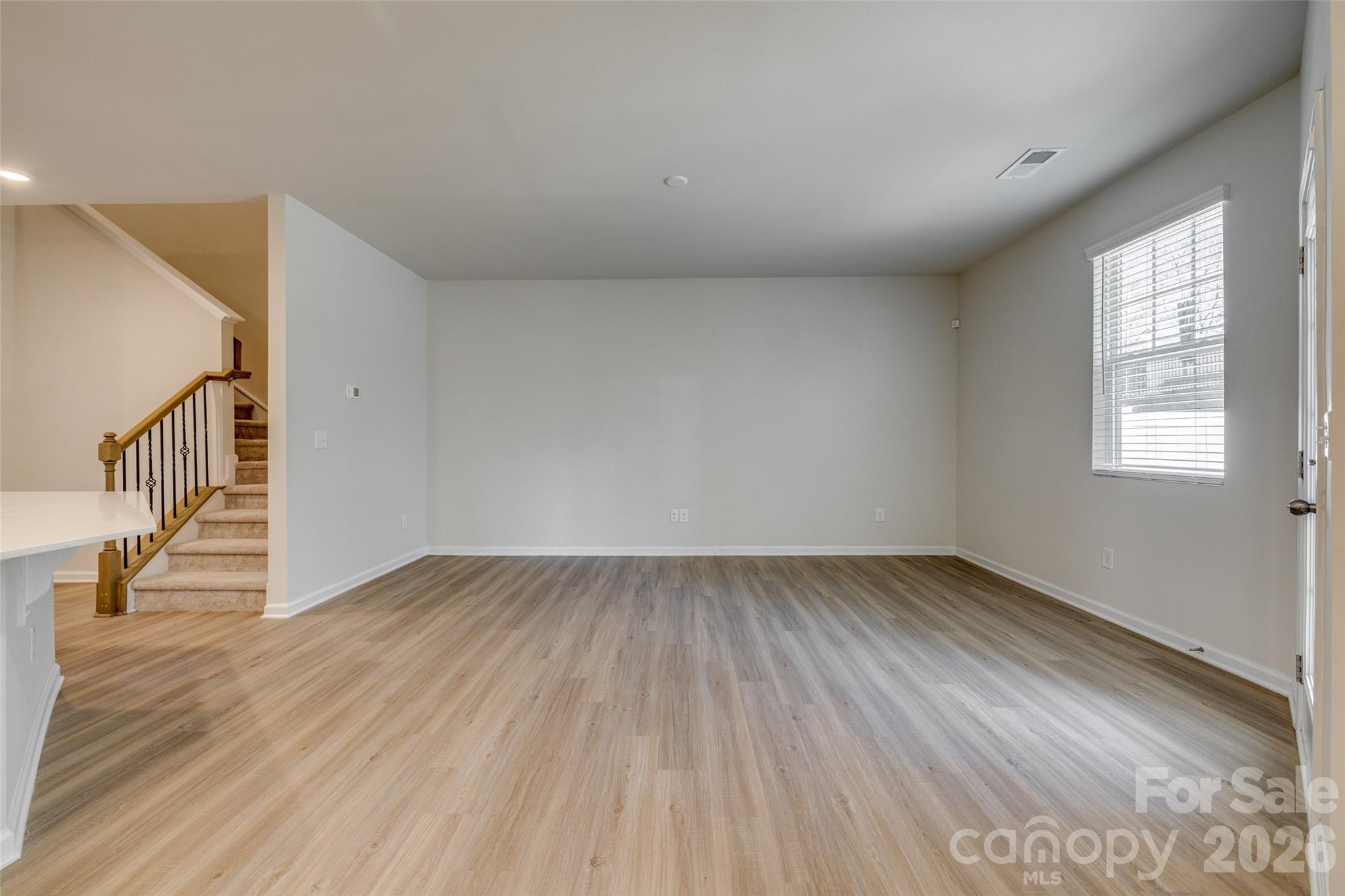 807 Gable Oak Lane Property Photo 3