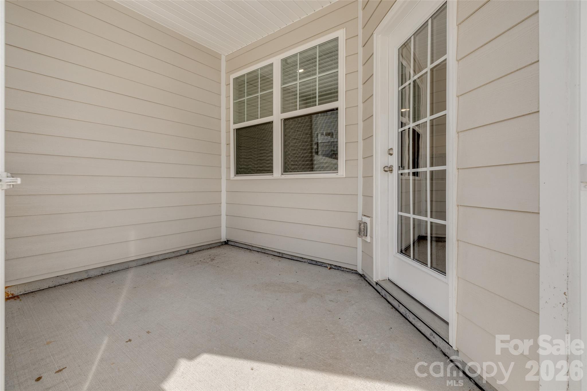 807 Gable Oak Lane Property Photo 11