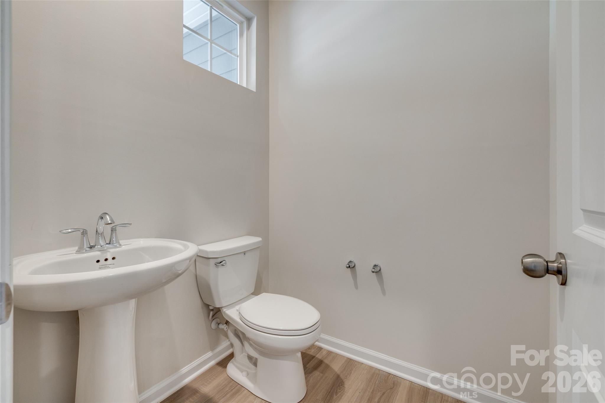 807 Gable Oak Lane Property Photo 22