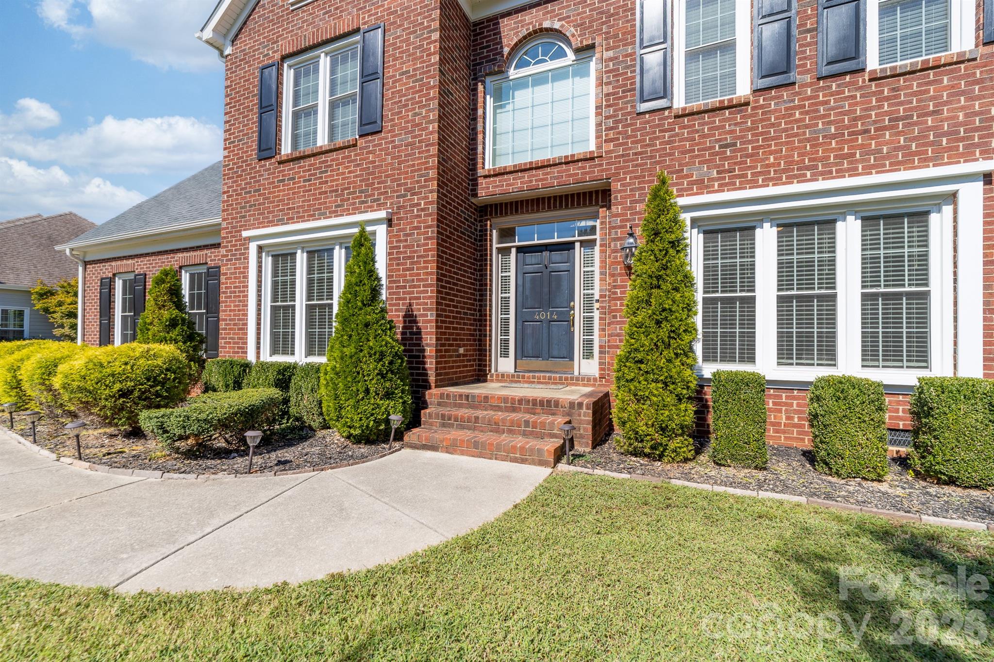 4014 Belle Meade Circle Property Photo 2