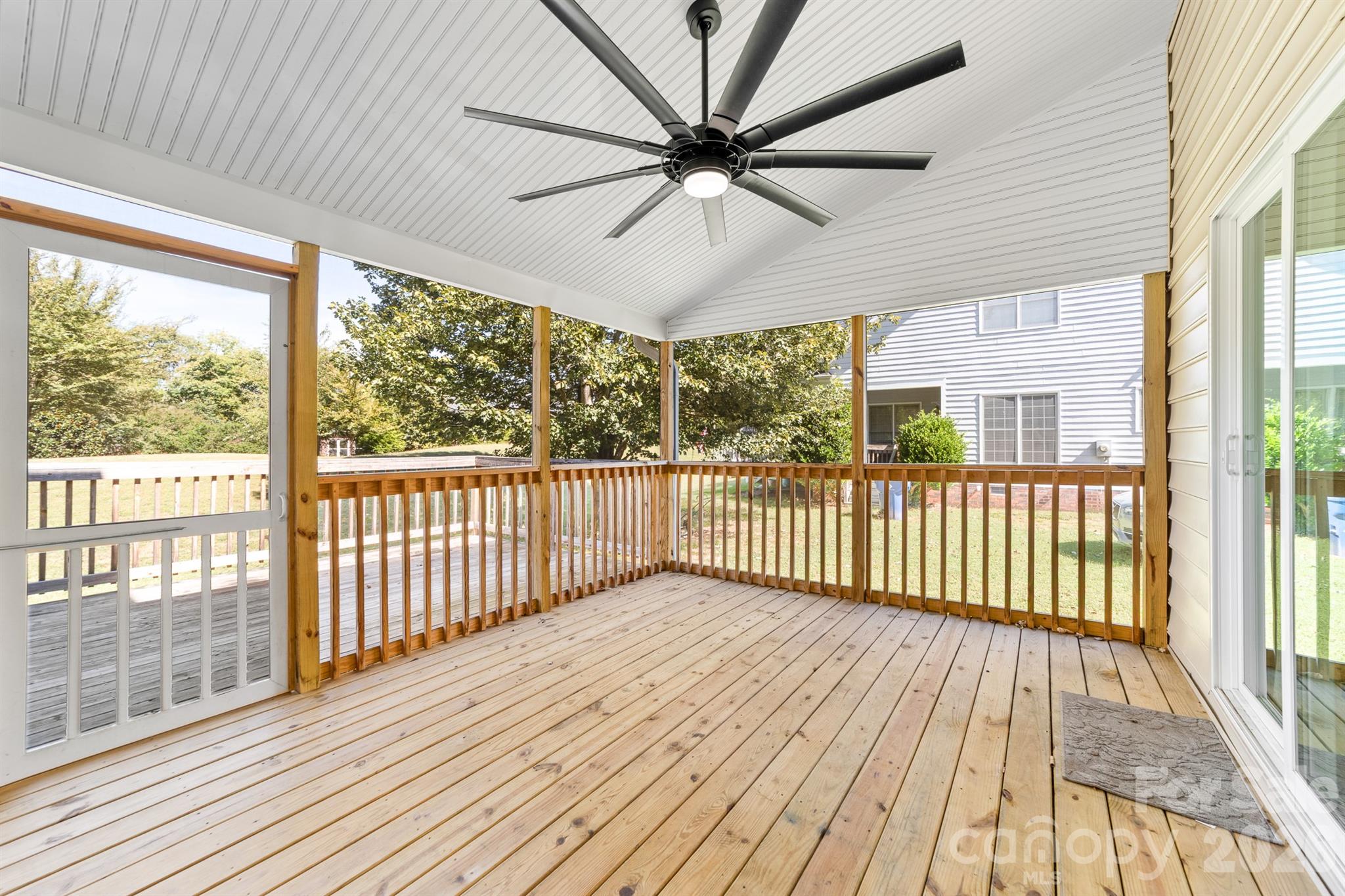 4014 Belle Meade Circle Property Photo 10