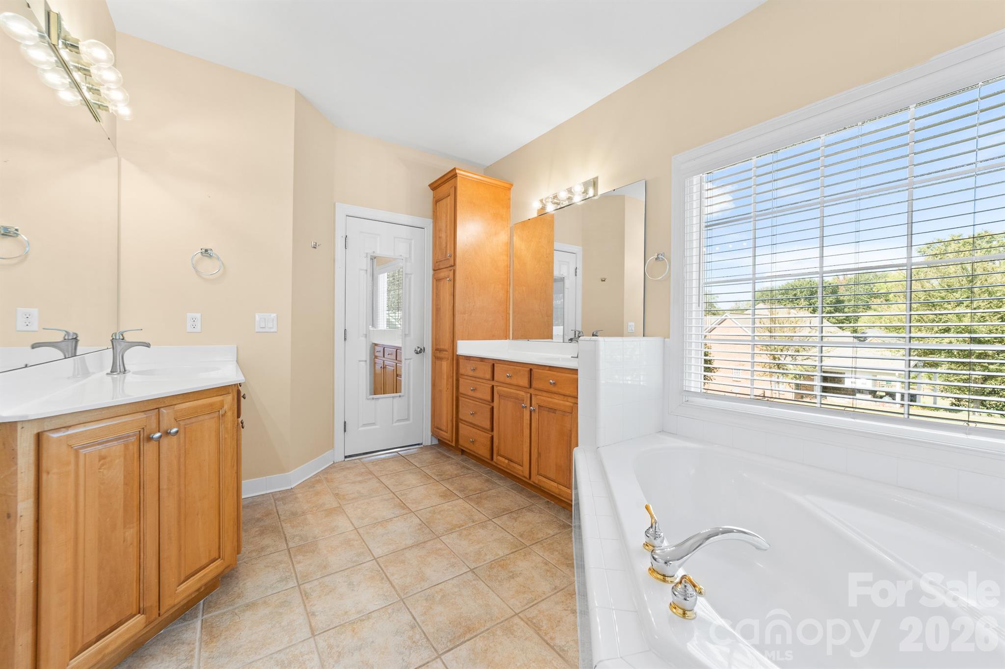4014 Belle Meade Circle Property Photo 39