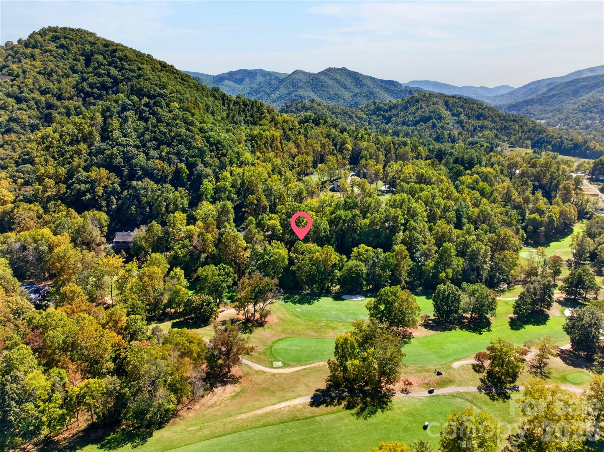 180 Divot Drive Property Photo 14