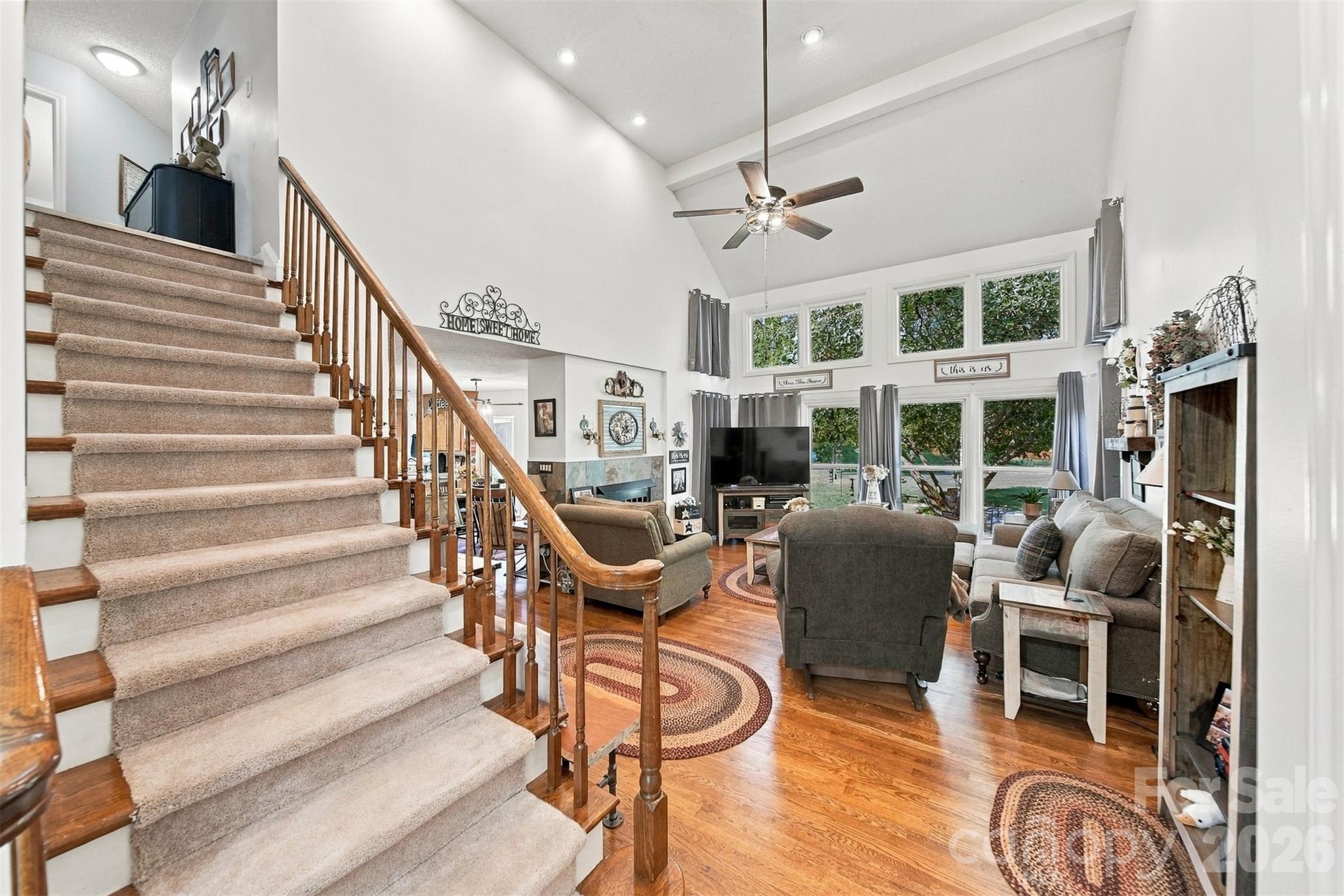 3645 Wandering Lane Property Photo 5