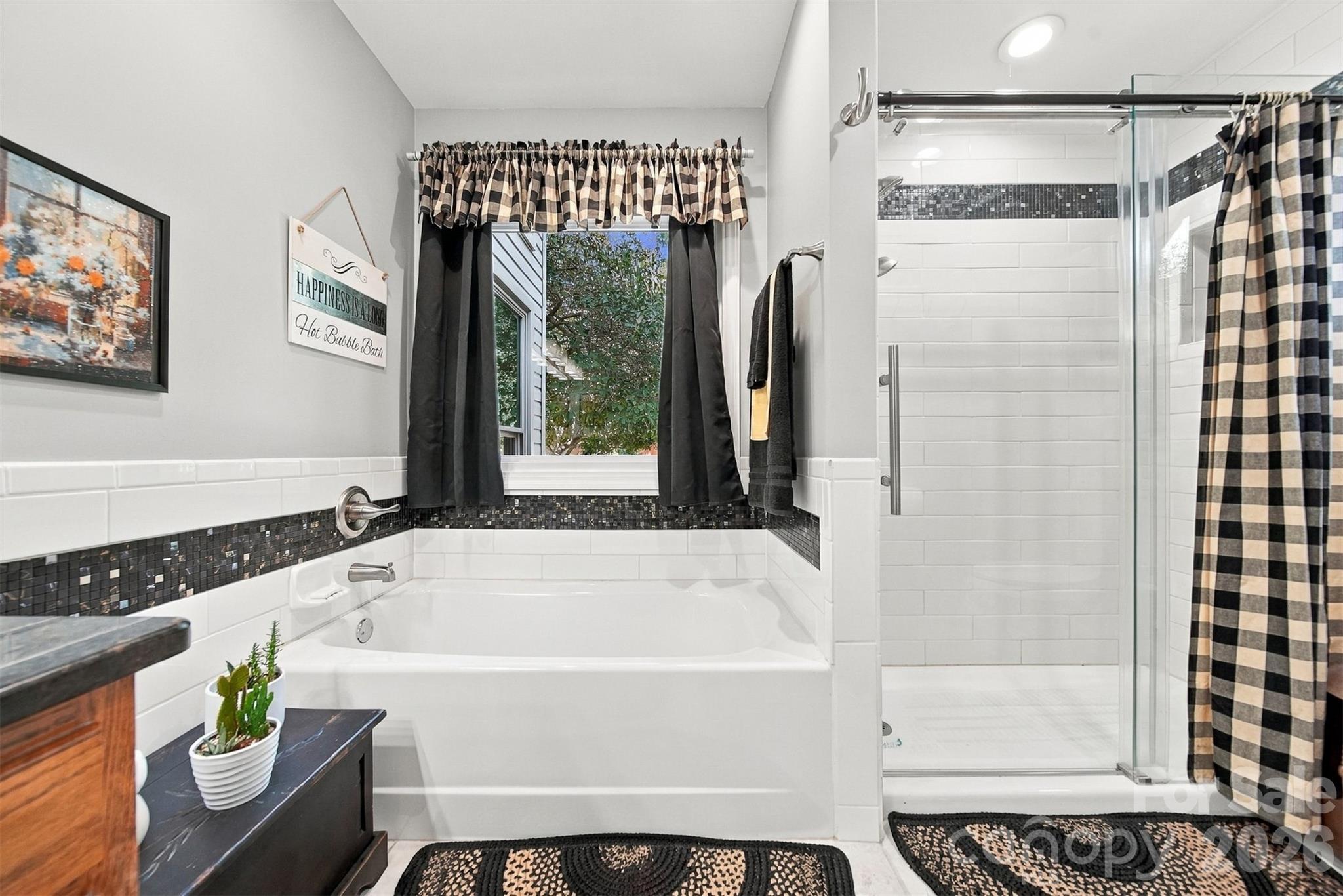 3645 Wandering Lane Property Photo 18