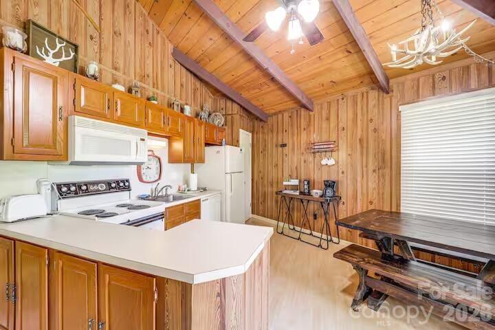 102 Cricket Way Property Photo 3