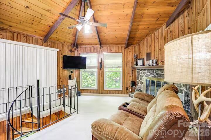102 Cricket Way Property Photo 5