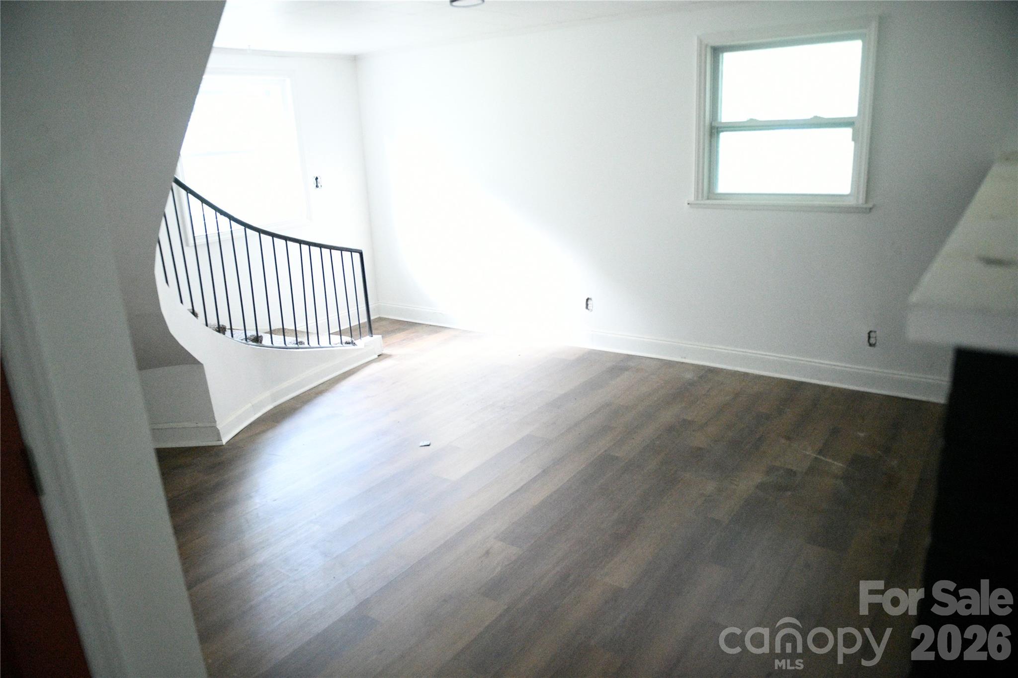 1605 W 4th Avenue Property Photo 10