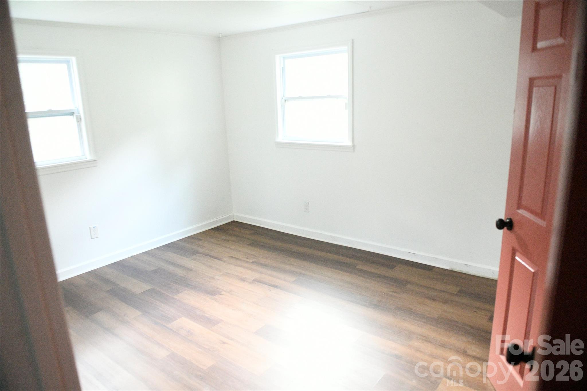 1605 W 4th Avenue Property Photo 12