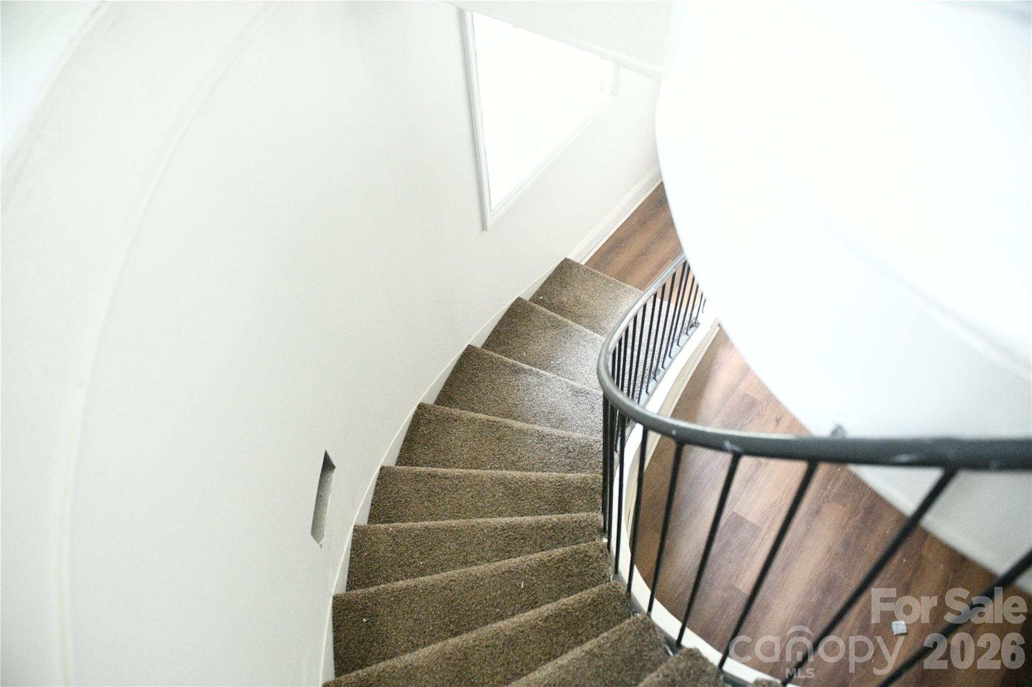 1605 W 4th Avenue Property Photo 17