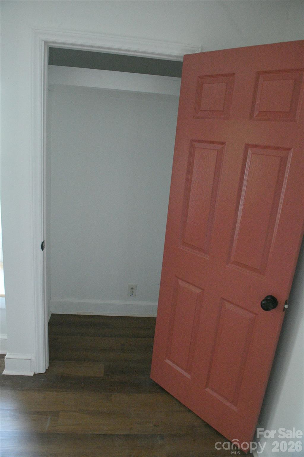 1605 W 4th Avenue Property Photo 30