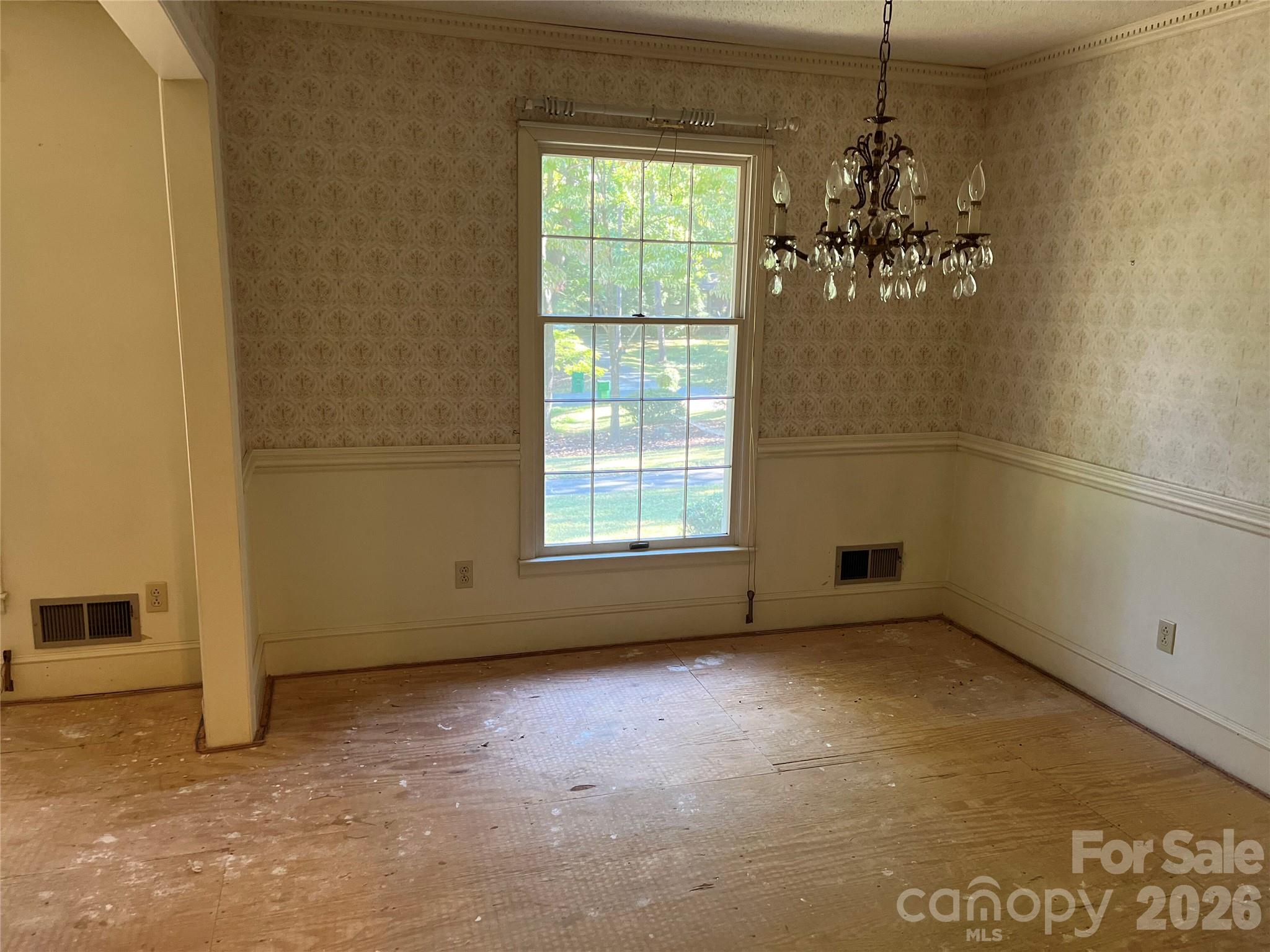 8310 County Downs Lane Property Photo 3