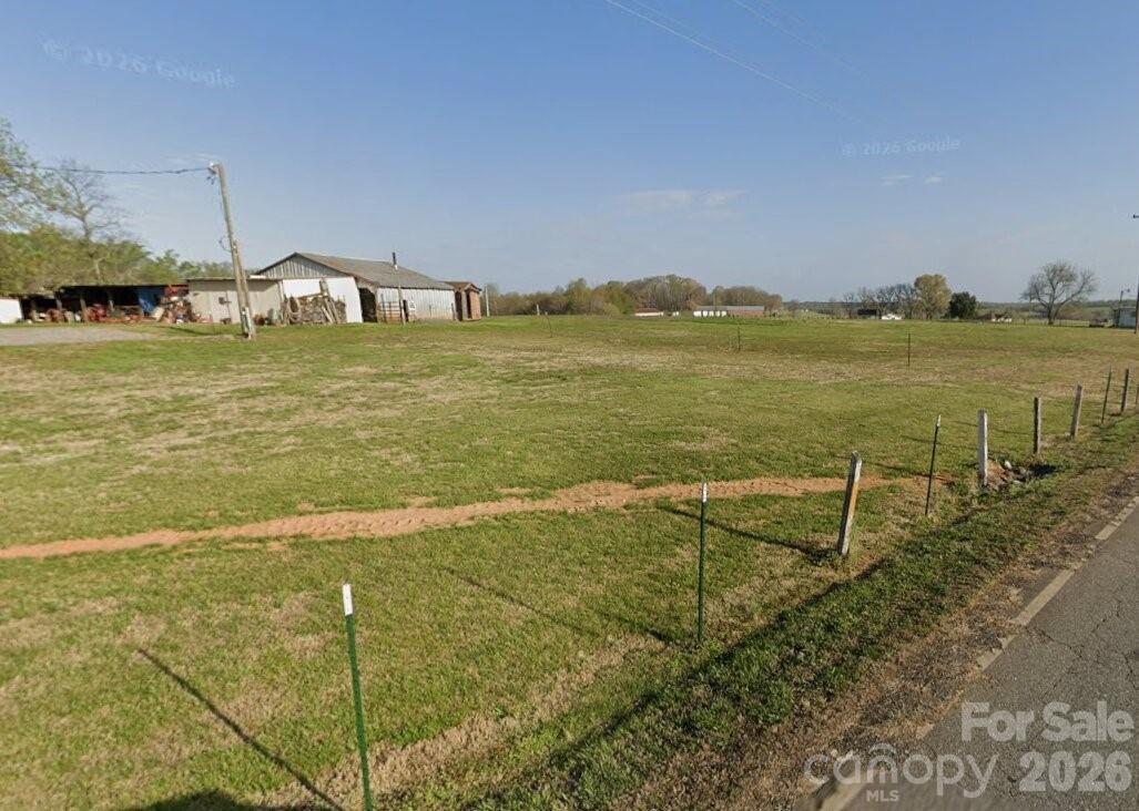 115 Woodpecker Road Property Photo 3