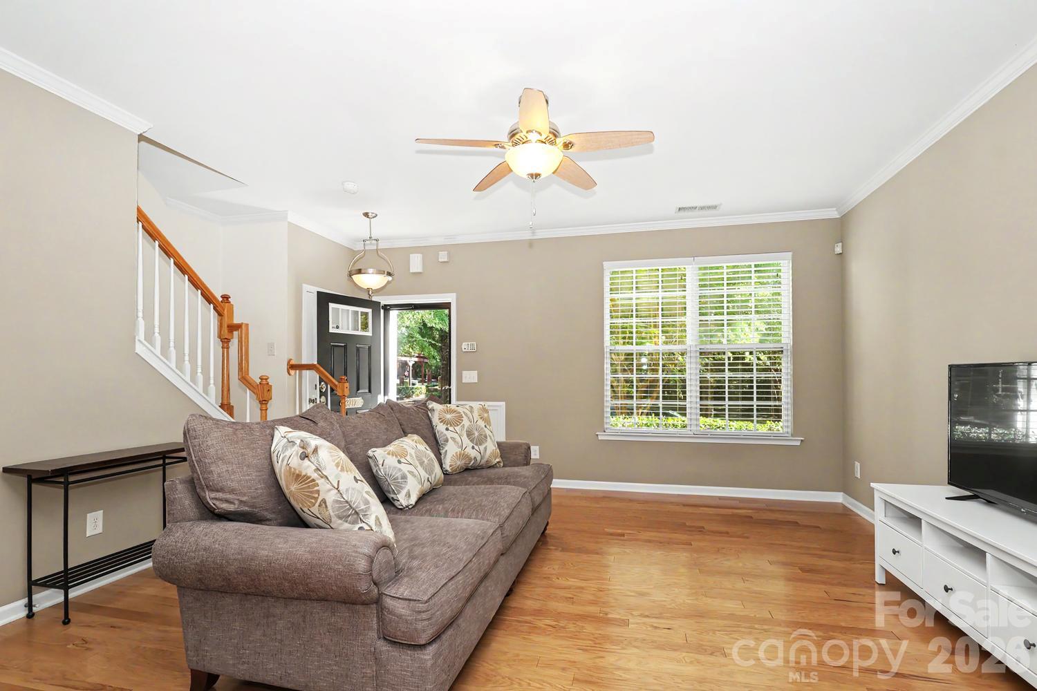 3212 Kemptown Square Property Photo 3