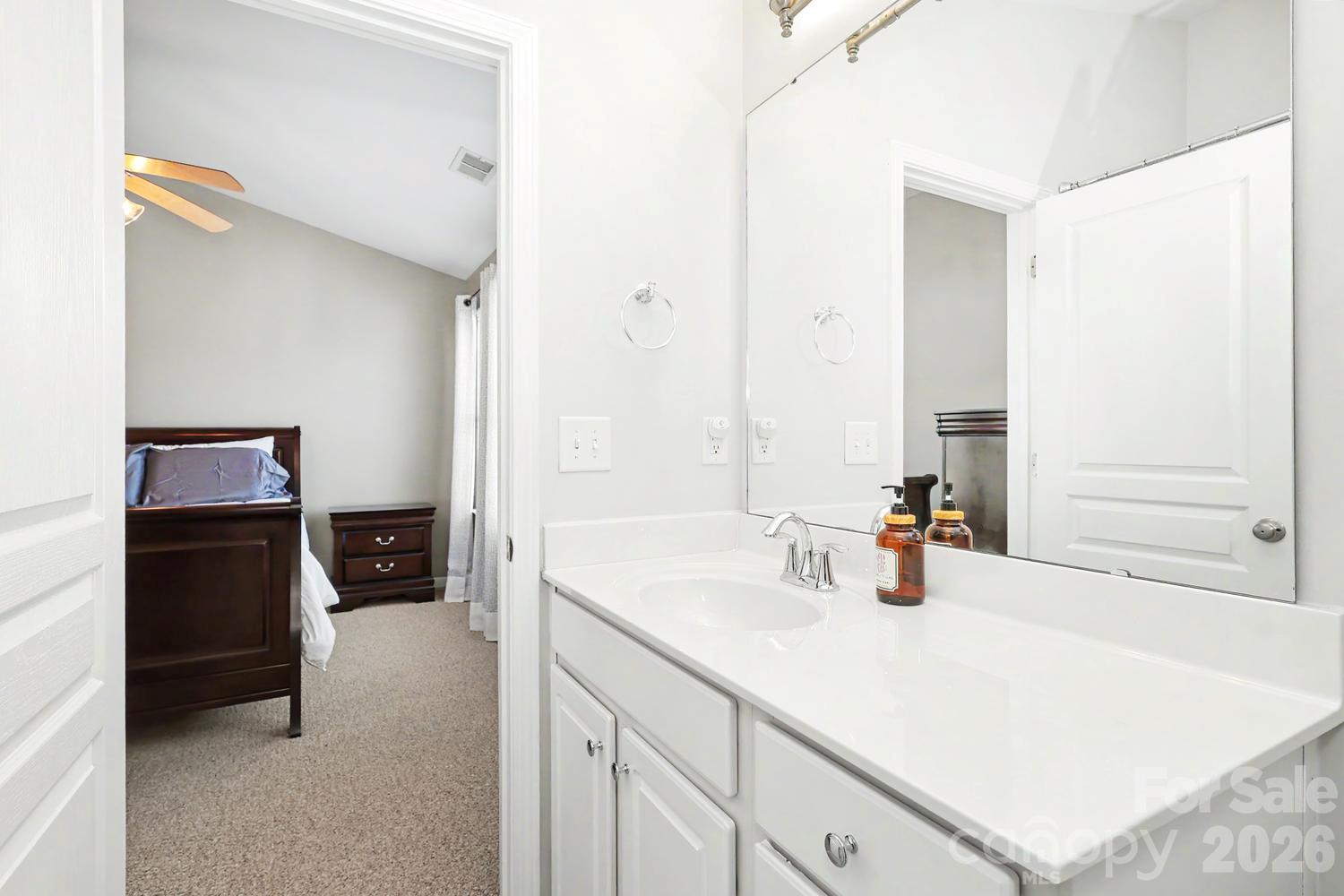 3212 Kemptown Square Property Photo 24