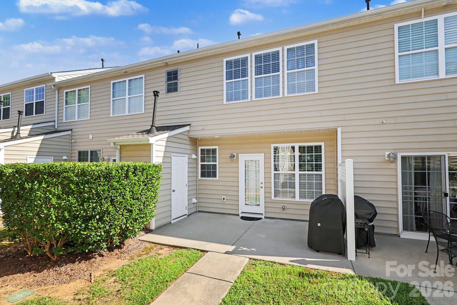3212 Kemptown Square Property Photo 31
