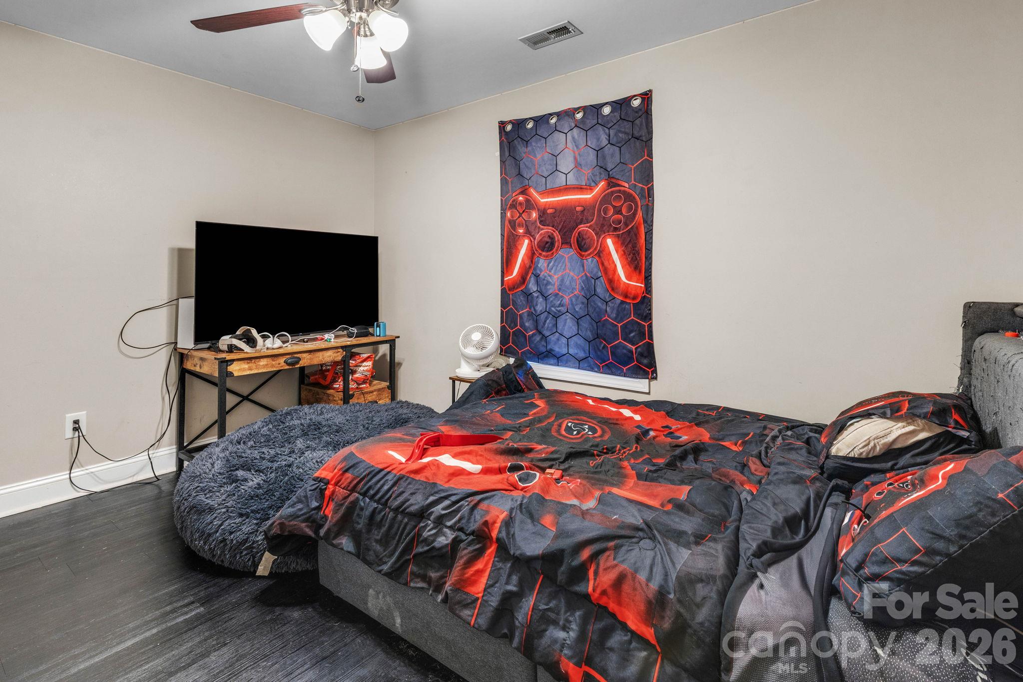 710 Ben Avenue Property Photo 14