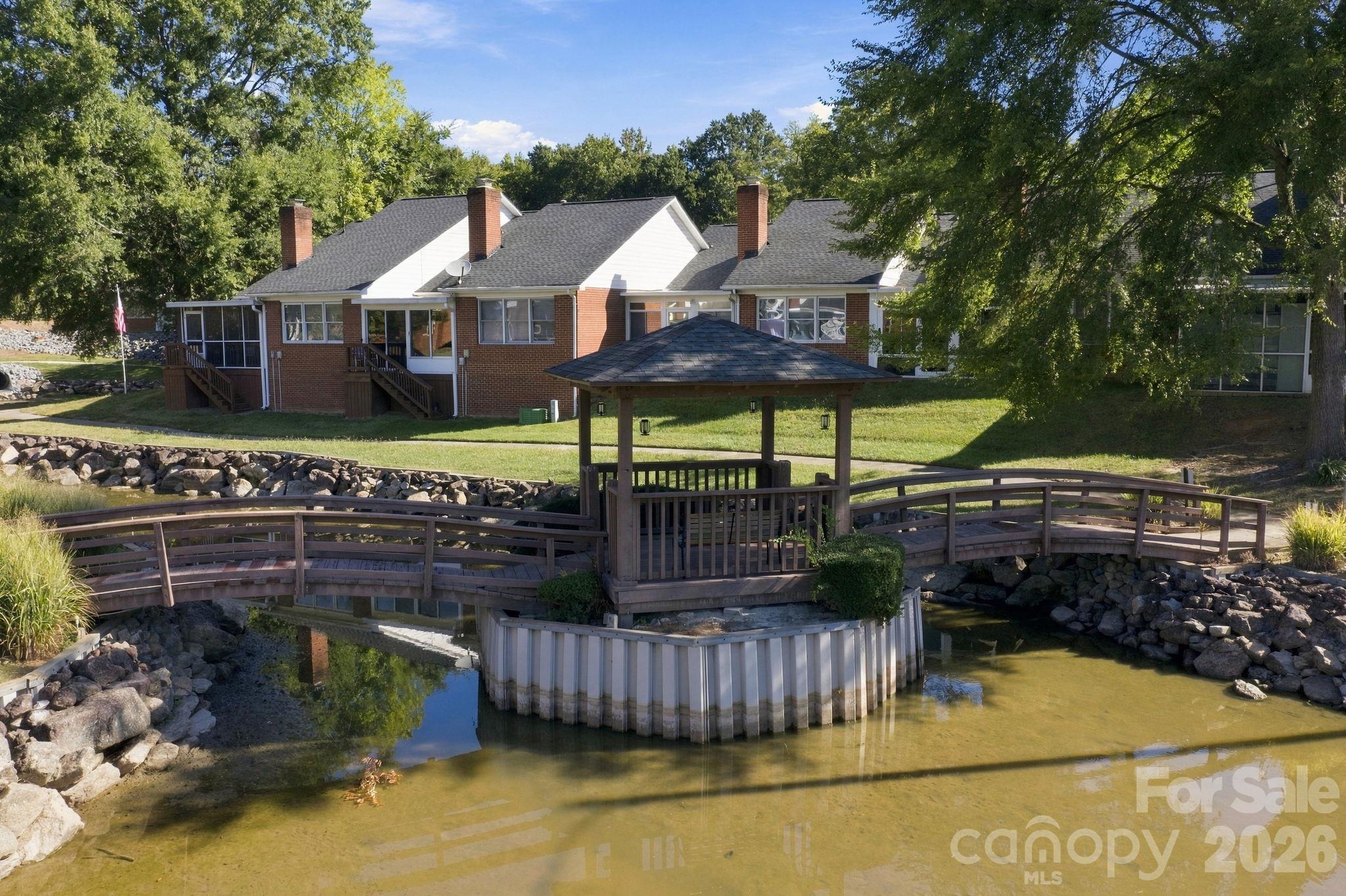 19838 Oak Leaf Circle Property Photo 37