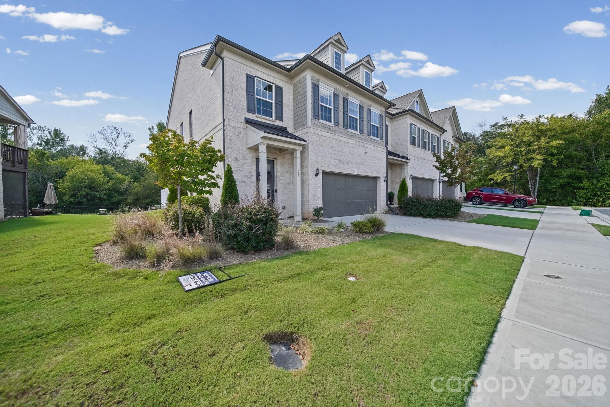 203 Heathbrook Lane Property Photo 1