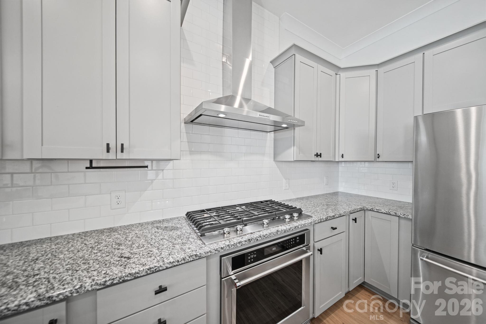203 Heathbrook Lane Property Photo 8