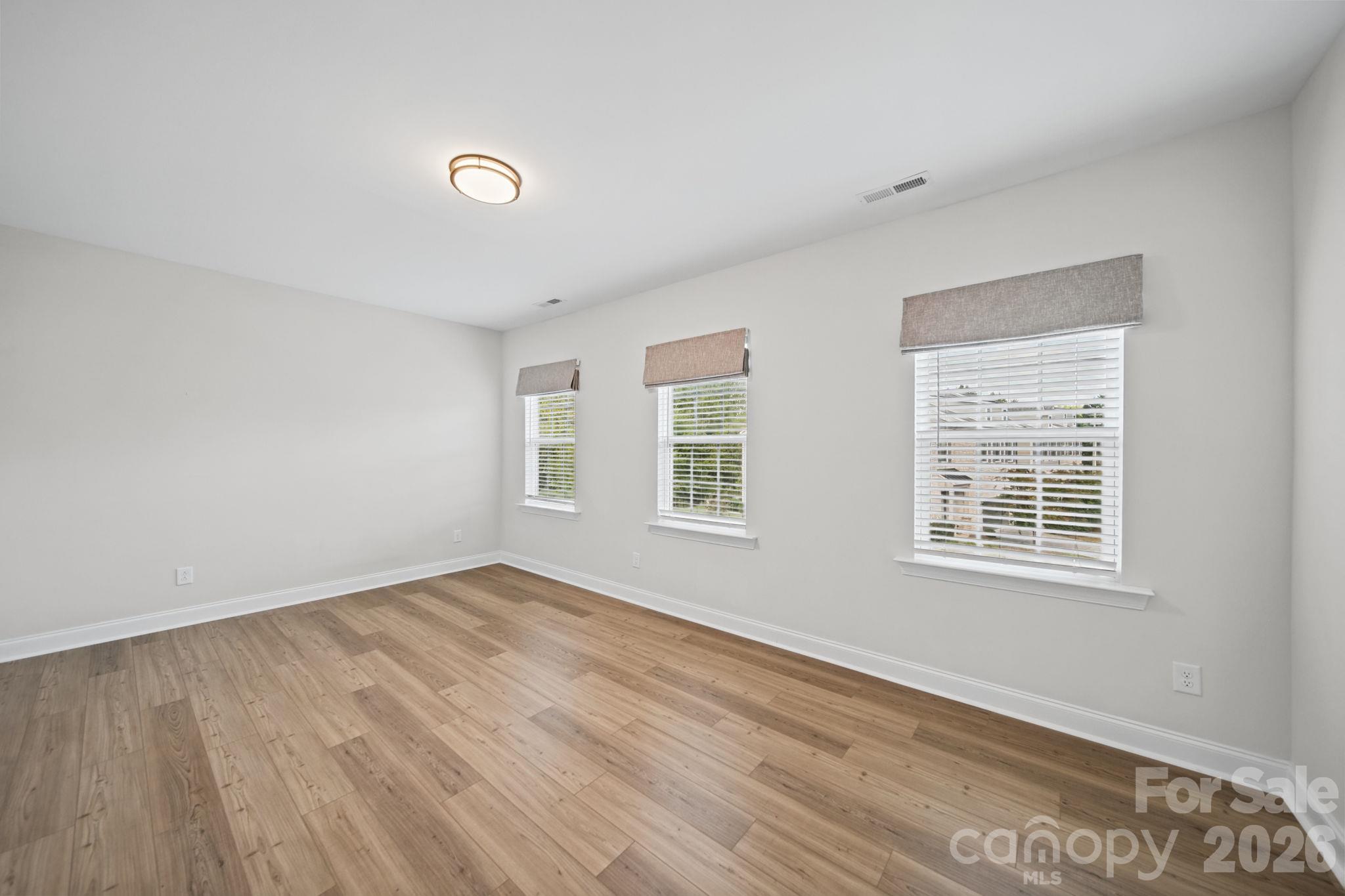 203 Heathbrook Lane Property Photo 28