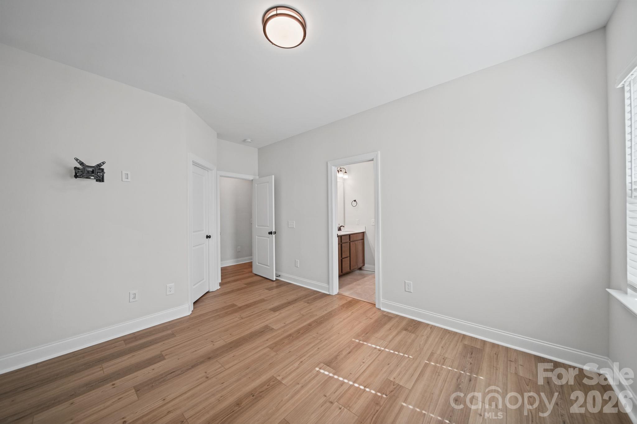 203 Heathbrook Lane Property Photo 36
