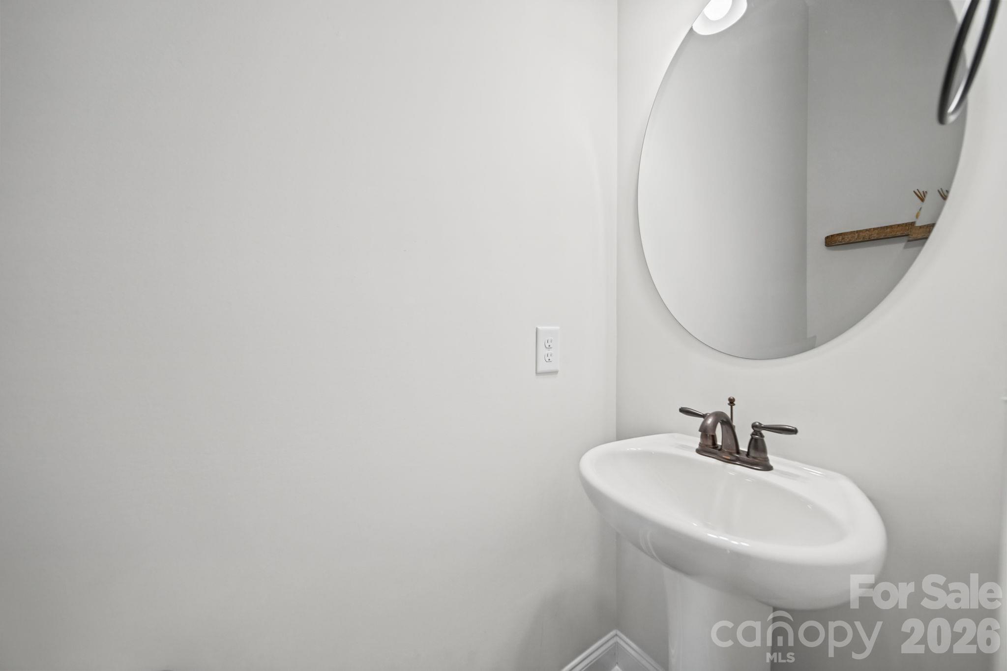 203 Heathbrook Lane Property Photo 38