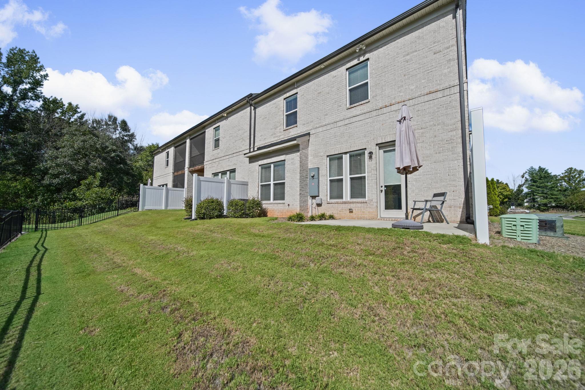 203 Heathbrook Lane Property Photo 40