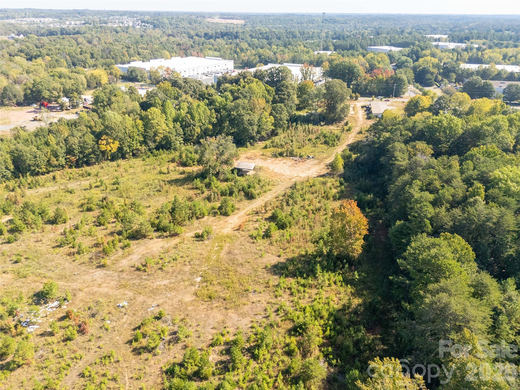 725 Red River Road Property Photo 8