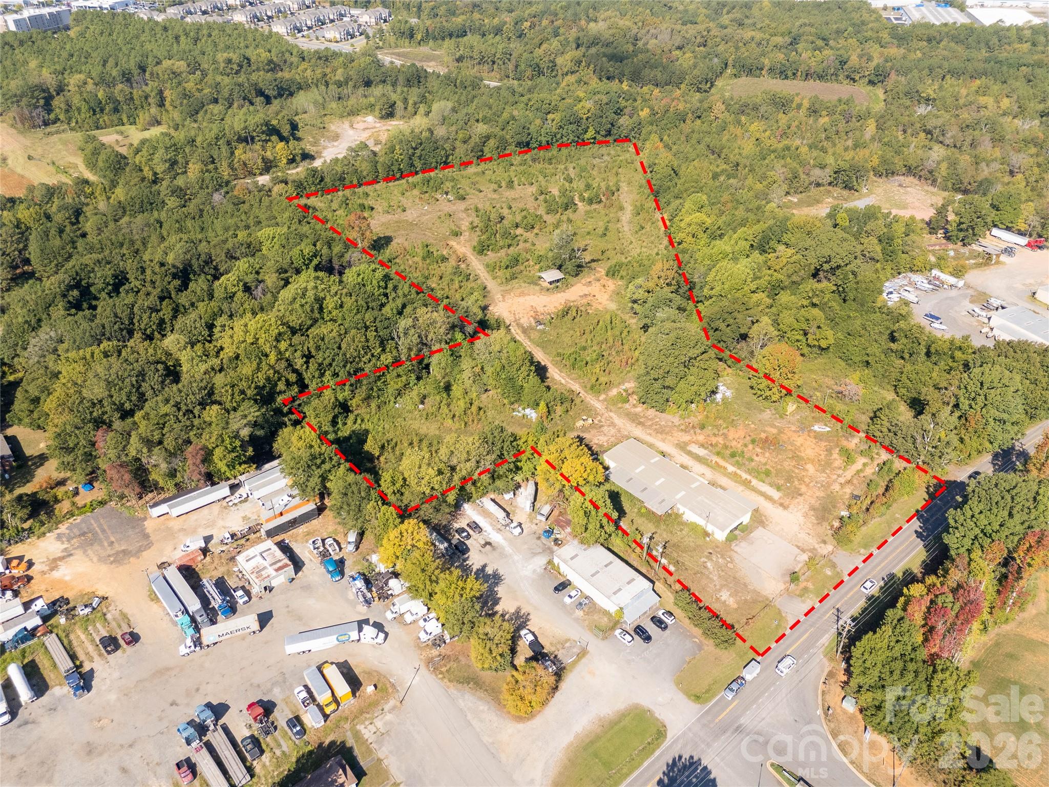 725 Red River Road Property Photo 13