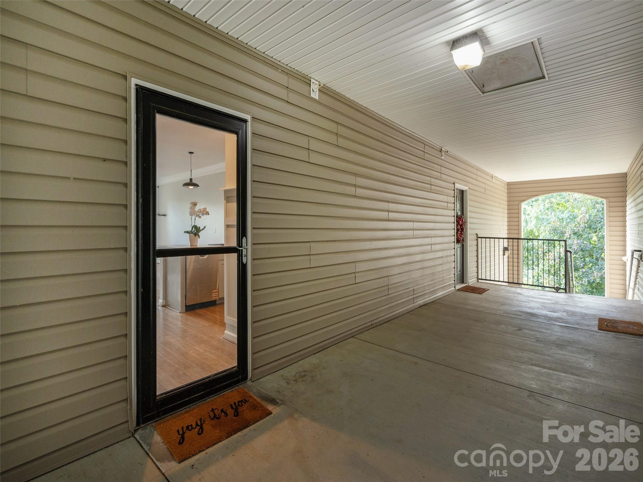 437 Appeldoorn Circle Property Photo 5
