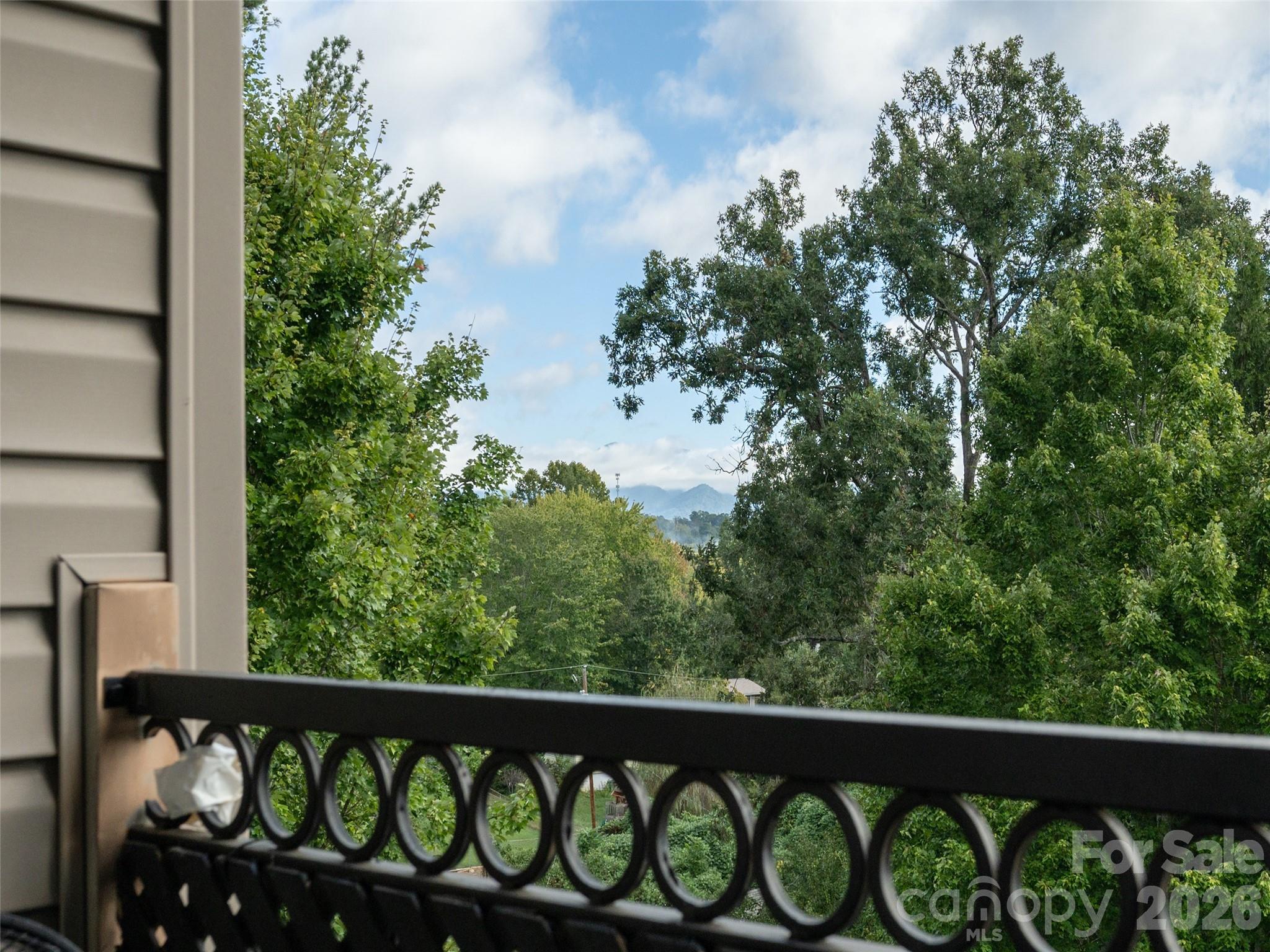437 Appeldoorn Circle Property Photo 8
