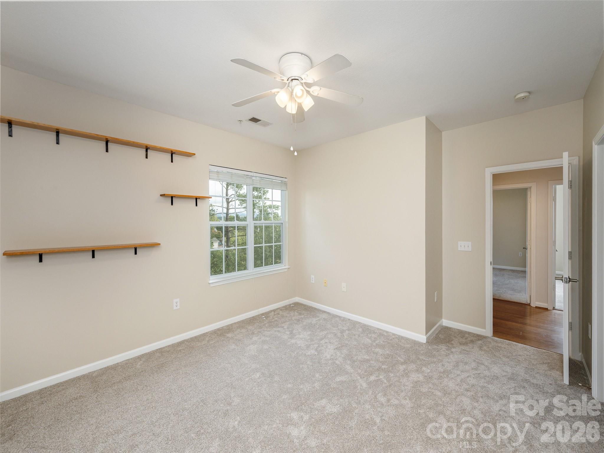 437 Appeldoorn Circle Property Photo 17