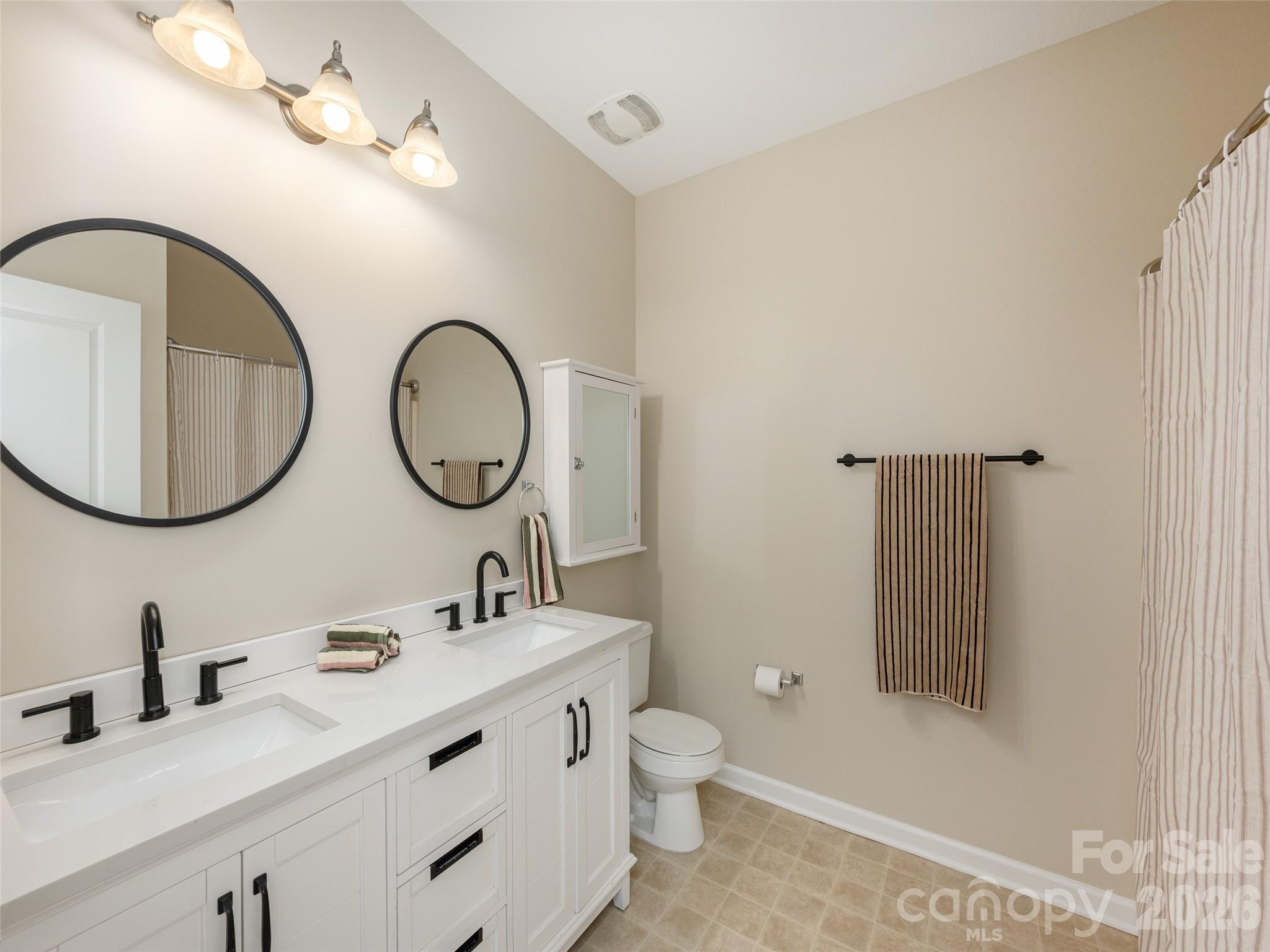 437 Appeldoorn Circle Property Photo 24
