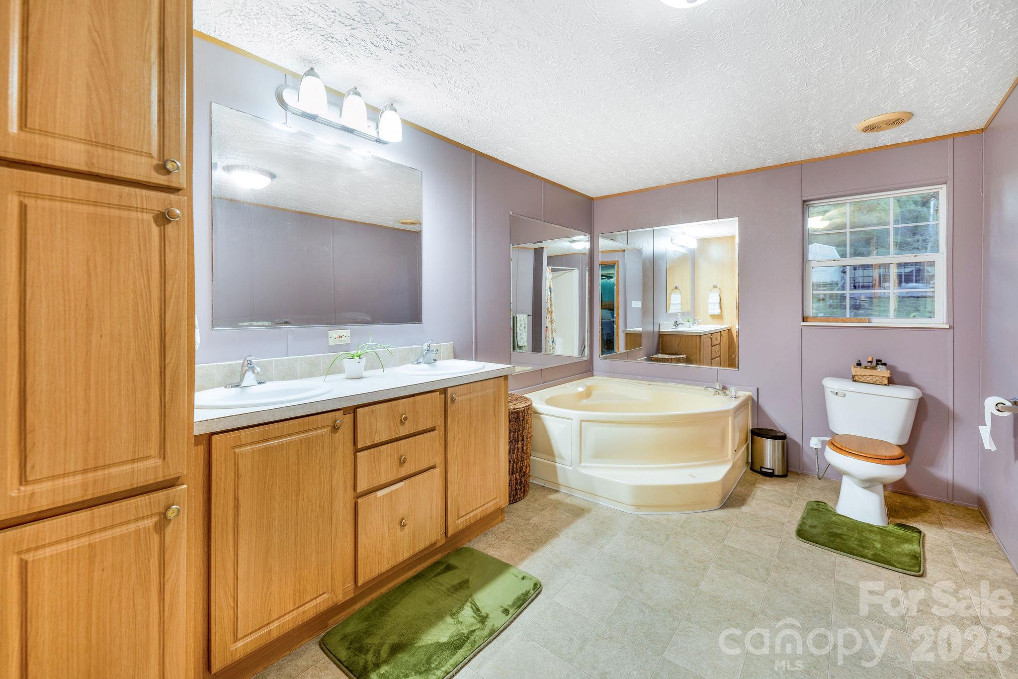 1102 Price Town Road Property Photo 8