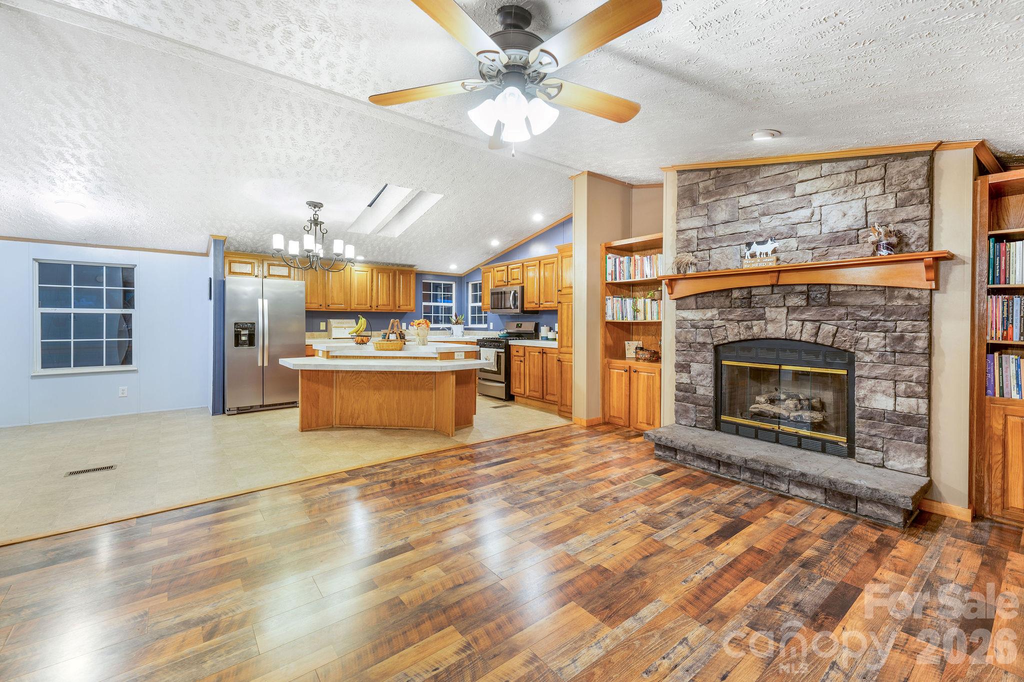 1102 Price Town Road Property Photo 16