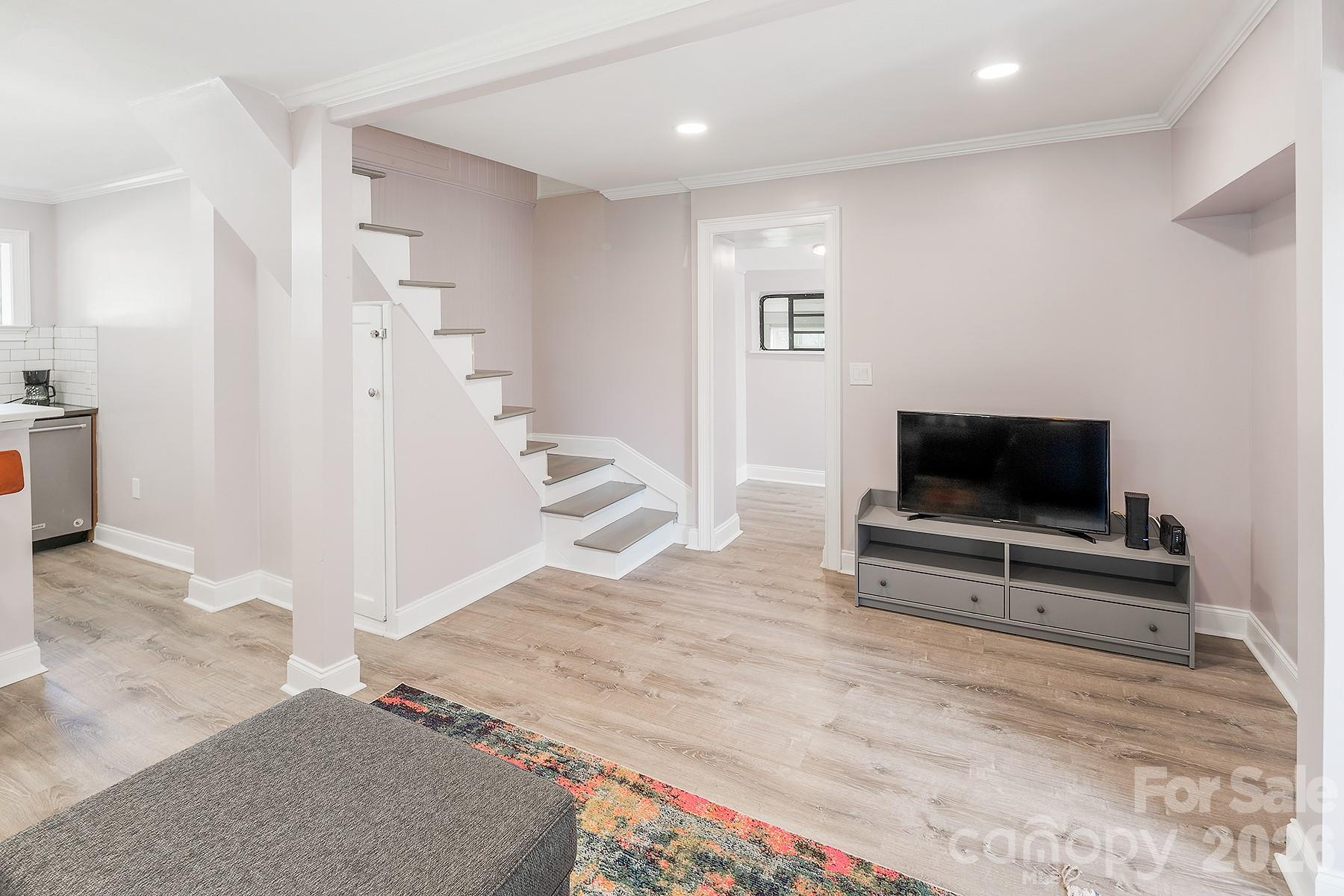 109 Julia Avenue Property Photo 15