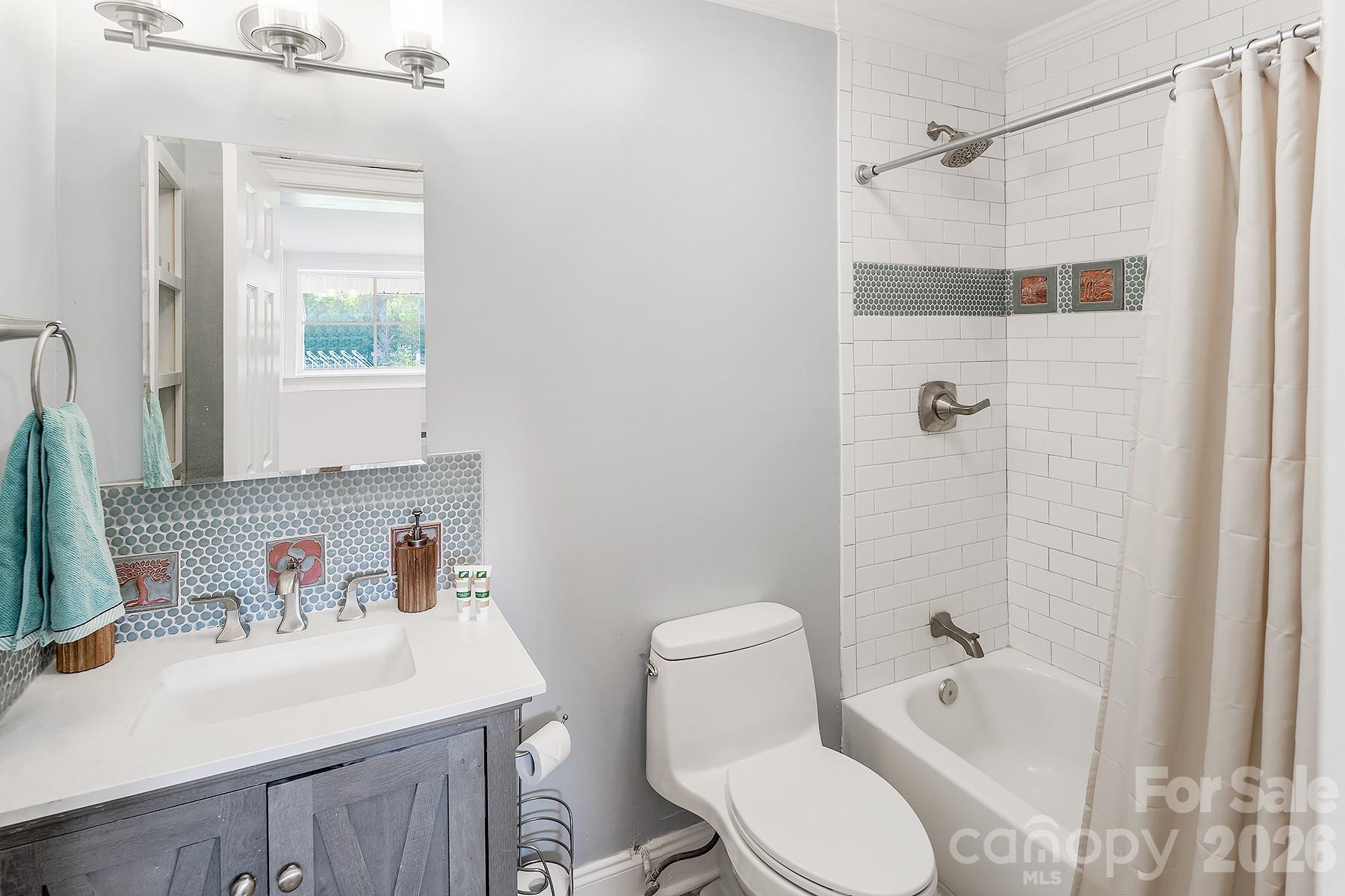 109 Julia Avenue Property Photo 16