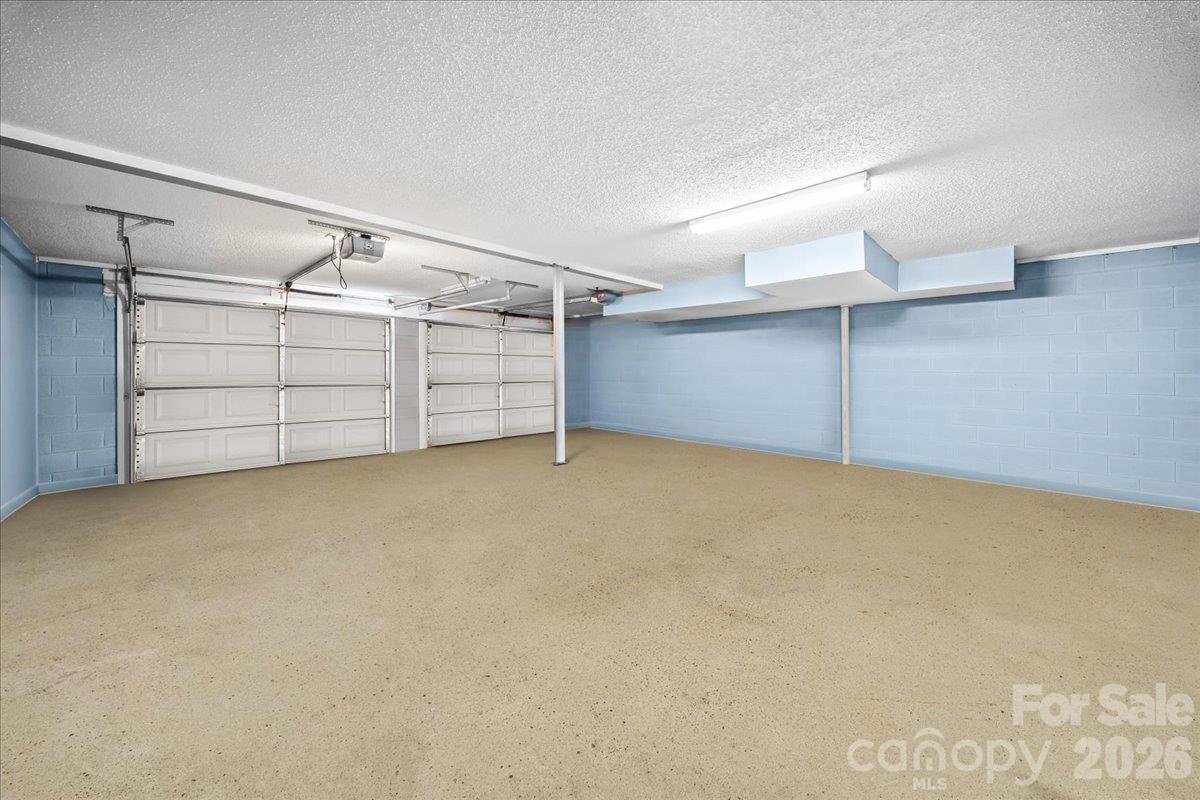 2241 Killian Road Property Photo 20