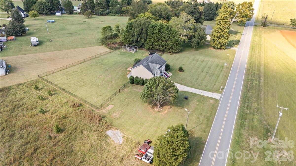 2241 Killian Road Property Photo 23