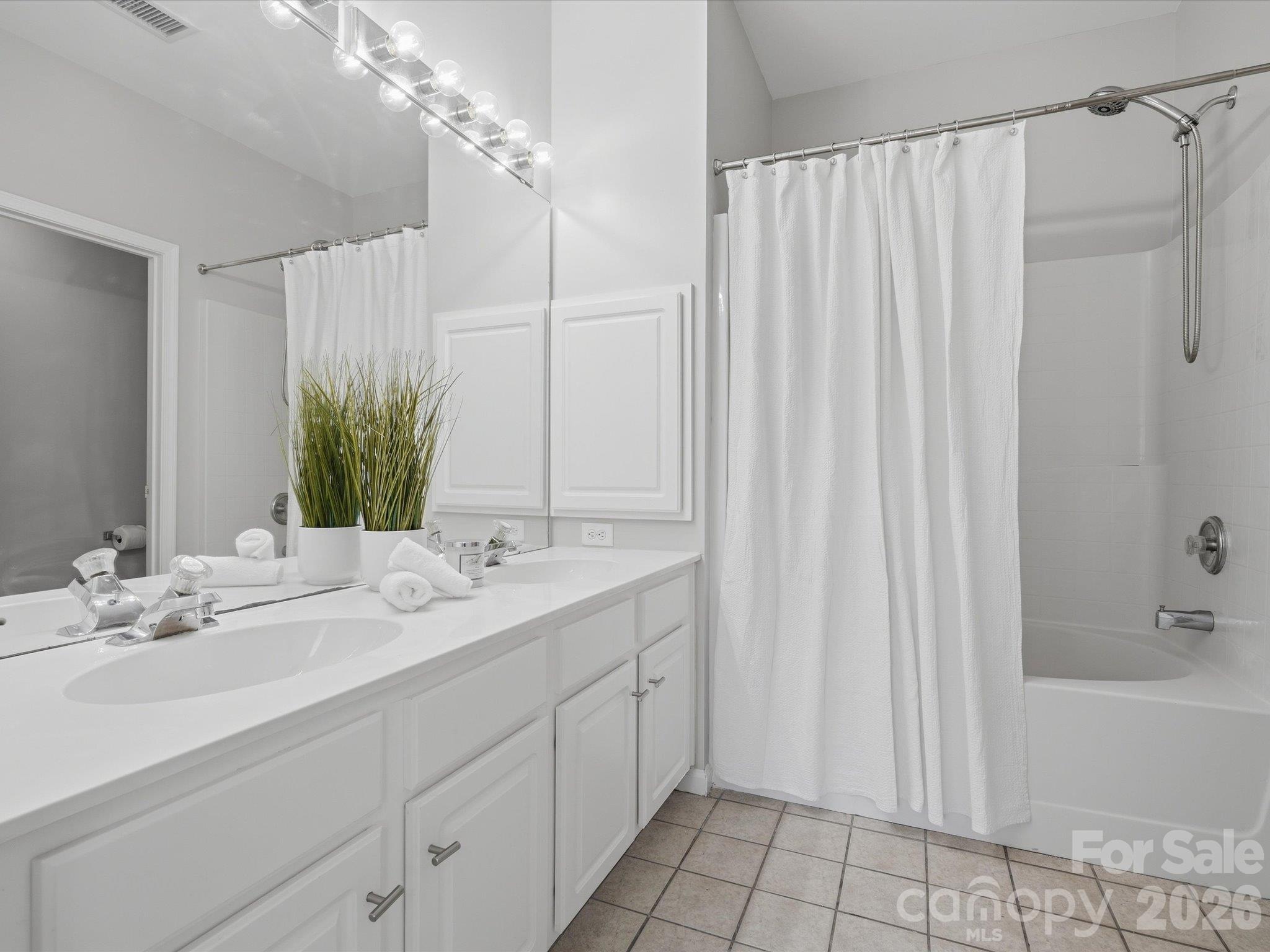2149 Mckenzie Creek Drive Property Photo 19