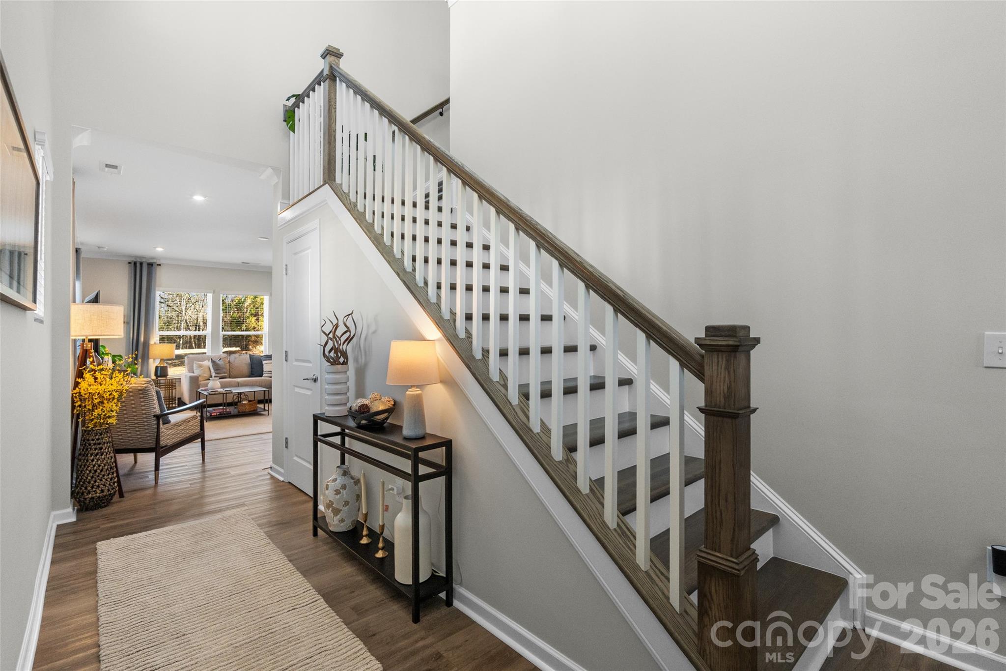 13042 Rover Street Property Photo 4