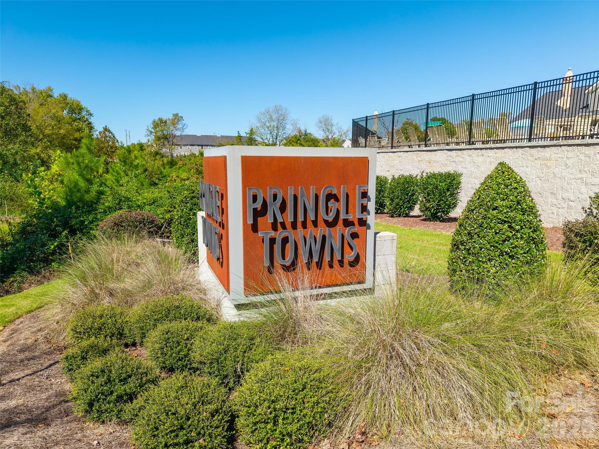 13042 Rover Street Property Photo 41