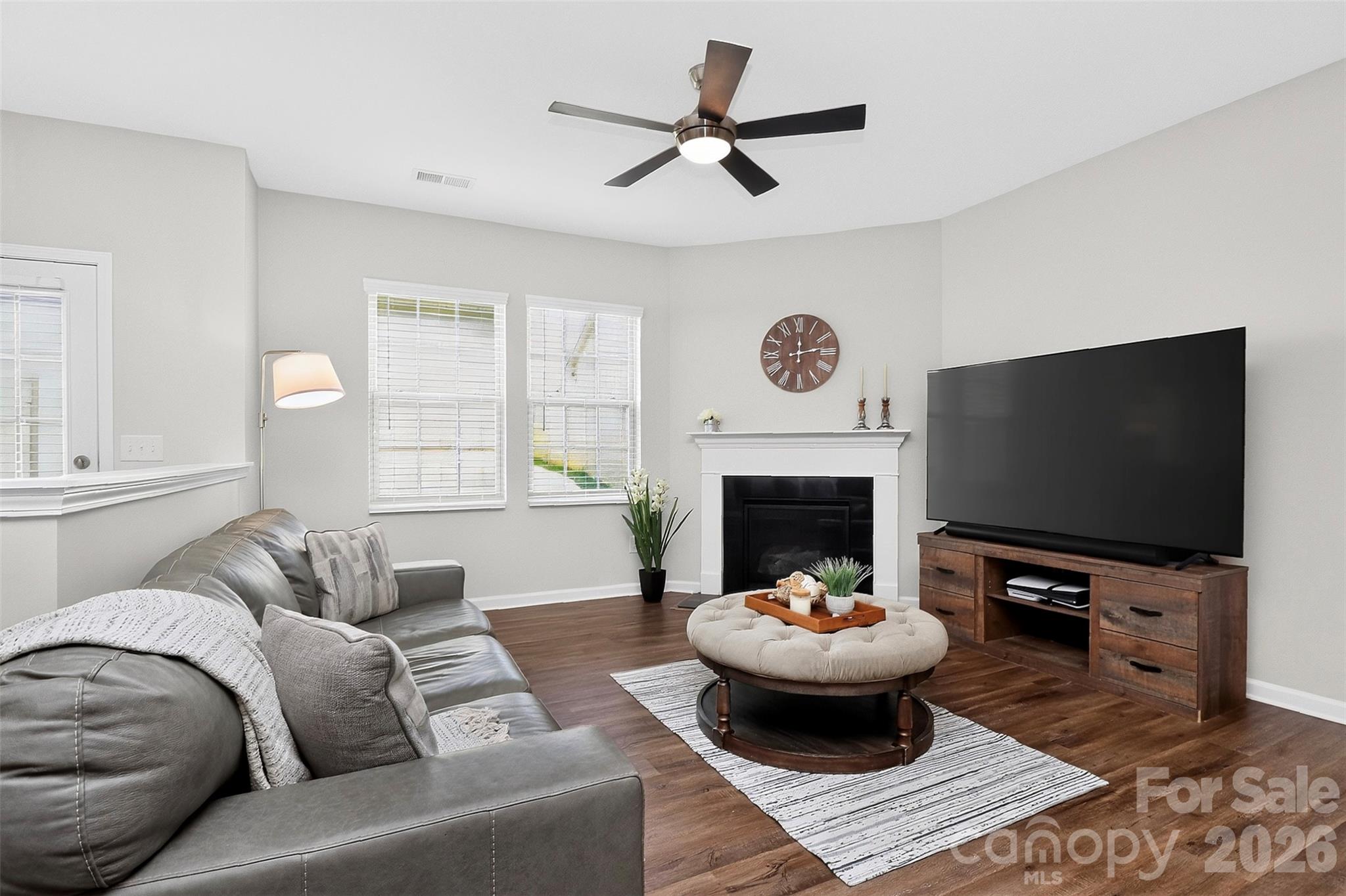8118 English Clover Lane Property Photo 13