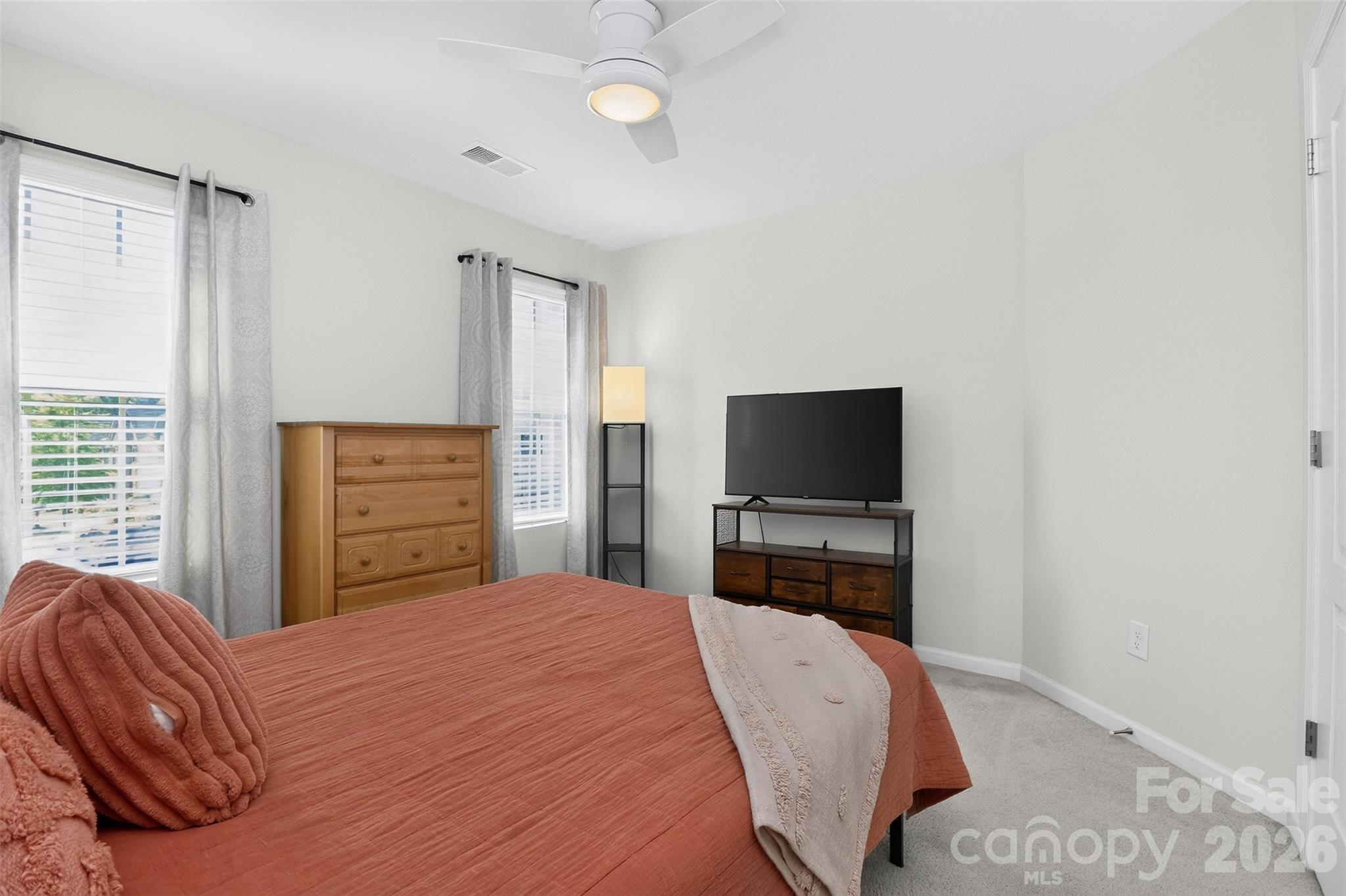 8118 English Clover Lane Property Photo 24