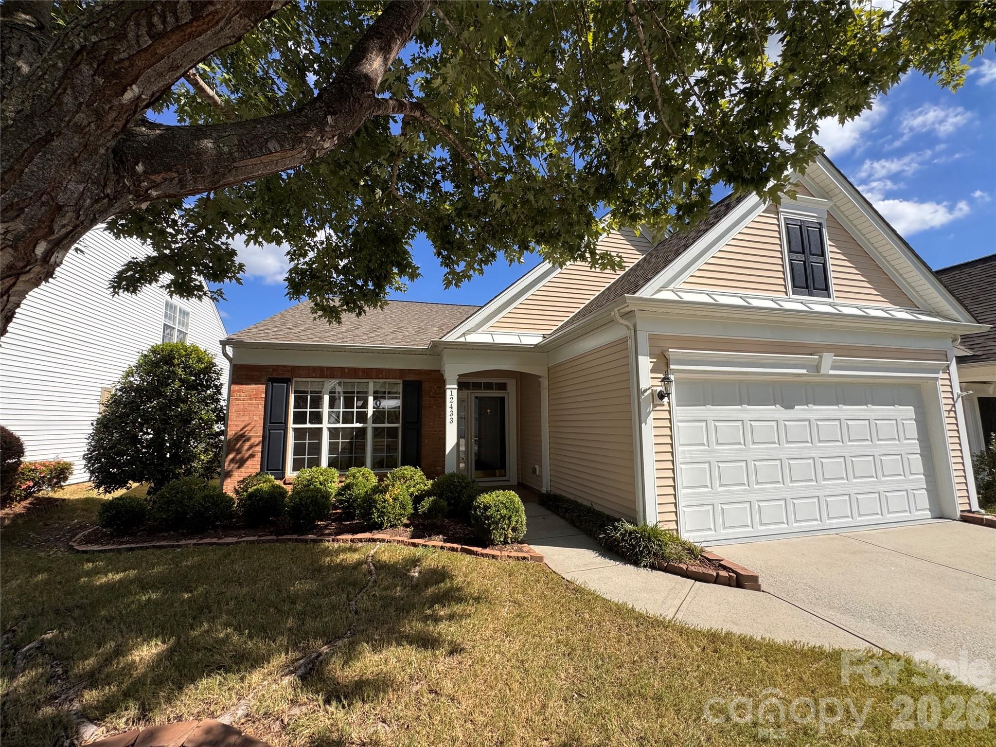 12433 Bobhouse Drive Property Photo 1